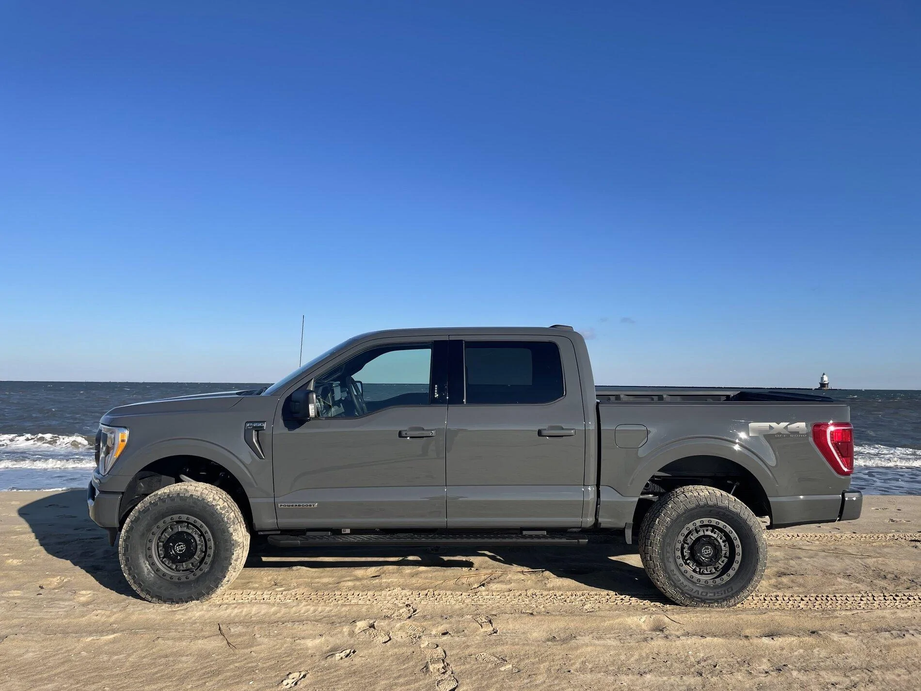 Ford F-150 2021 Leadfoot PowerBoost Lifted on 34s IMG_2047
