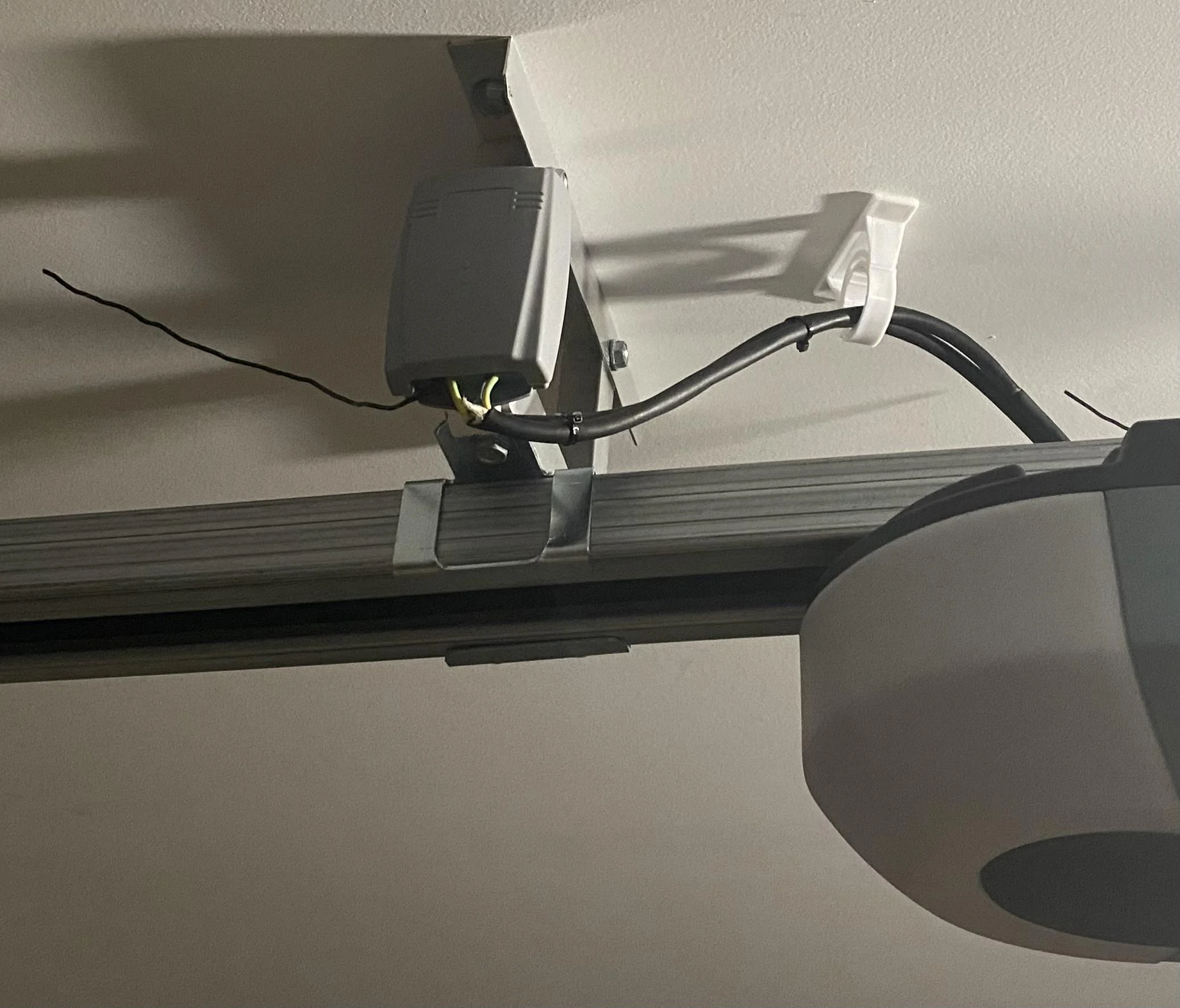 Ford F-150 HomeLink install on non-HomeLink-compatible Rolling-Code Garage Door Opener IMG_2177