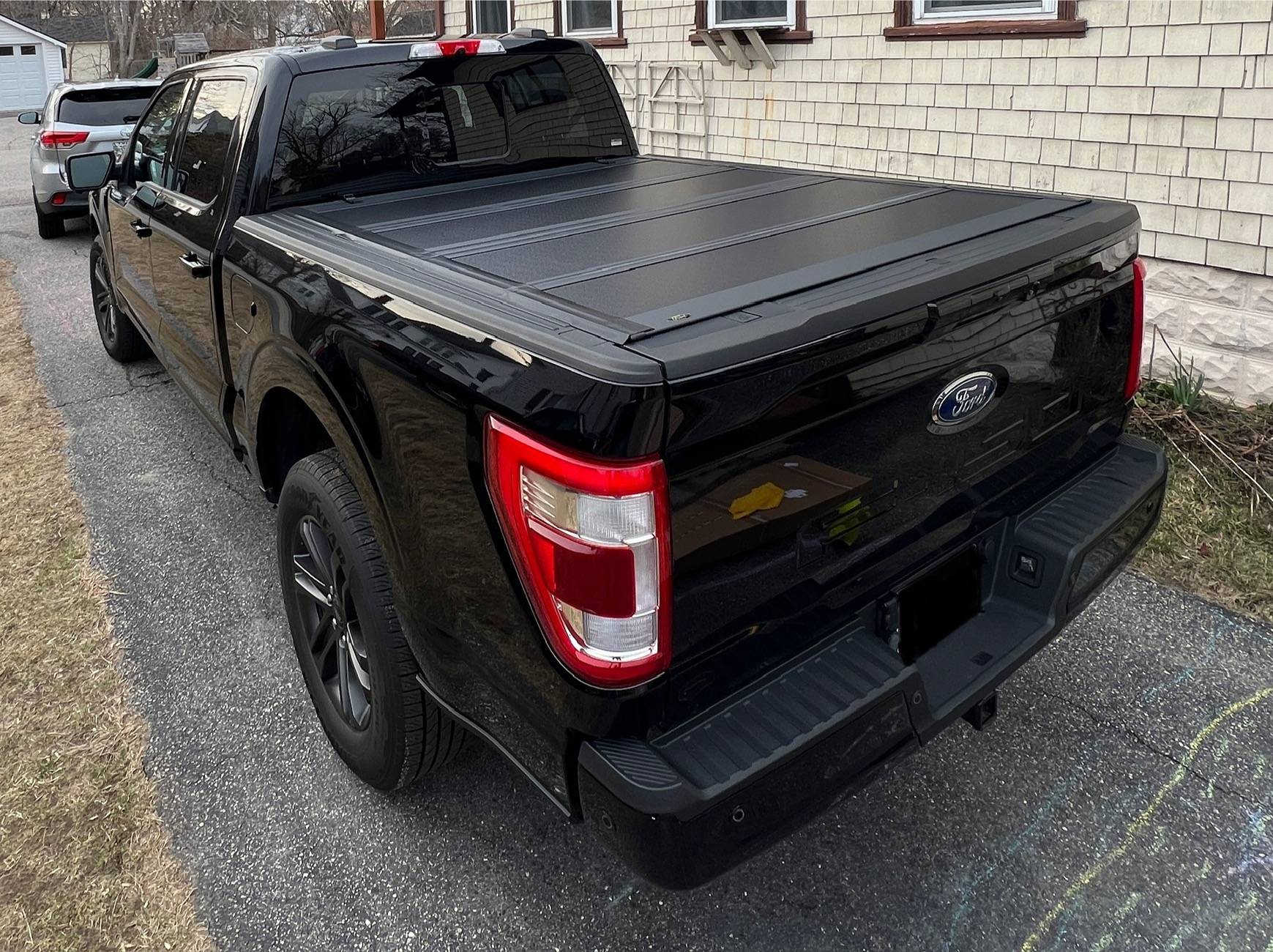 Ford F-150 Great Deal? - Hard Tonneau Cover IMG_2182