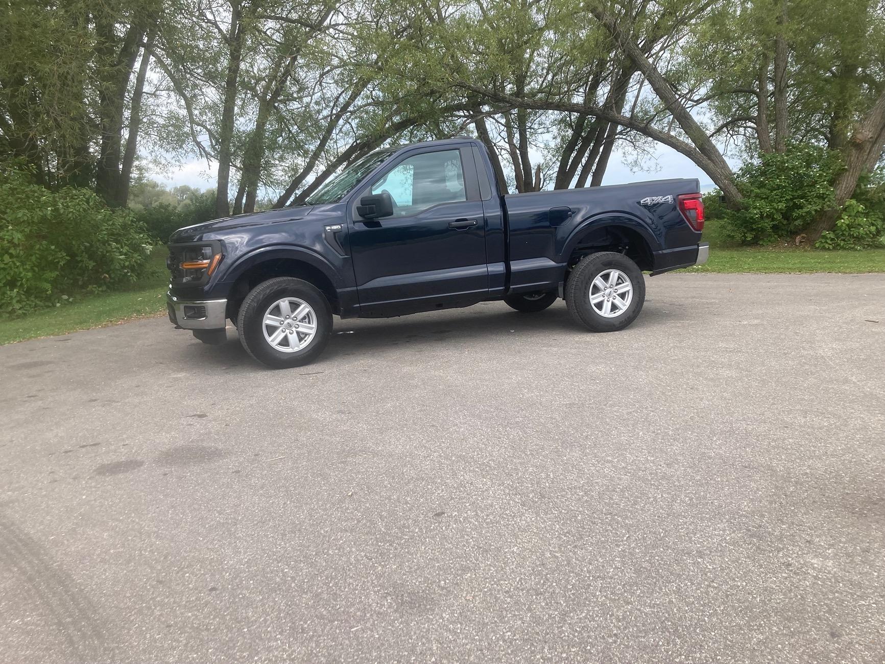 Ford F-150 2024 XL center console question? IMG_2206