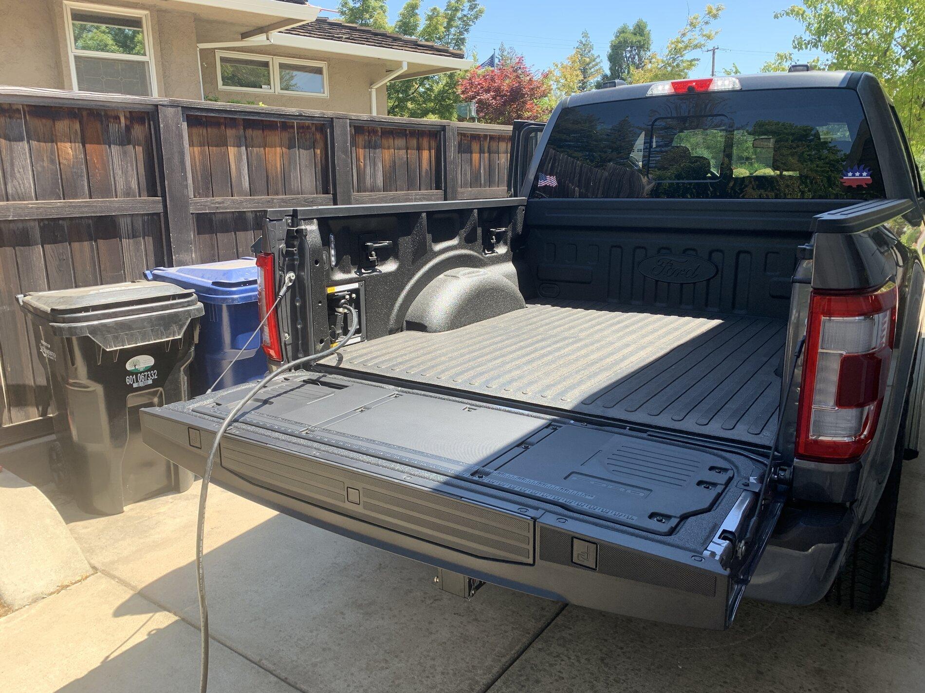 Ford F-150 Installed Transfer Switch in House IMG_2277.JPG