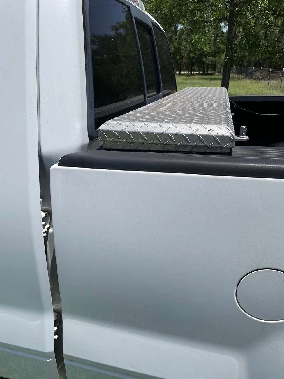 Ford F-150 Aluminum Toolbox Question - don't they get too hot? IMG_2393