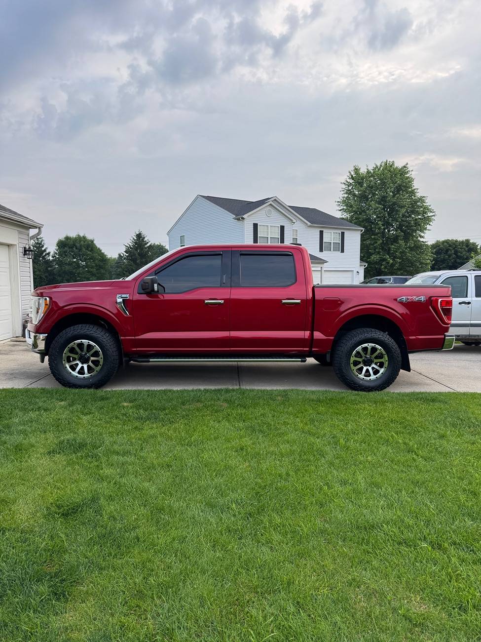 Ford F-150 2024 XLT on 2.5” Level Biggest Tire Size? IMG_2417