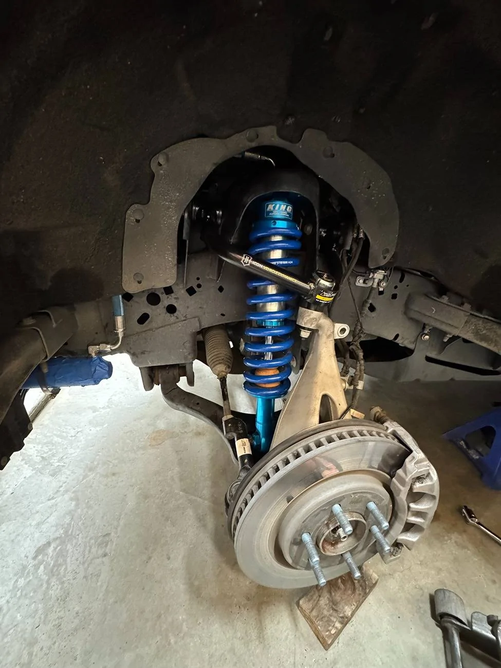 Ford F-150 King 2.5 OEM installed IMG_2444