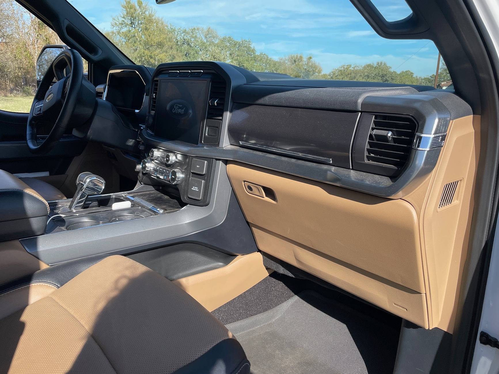 Ford F-150 Interior color/material choices? IMG_2609.JPG