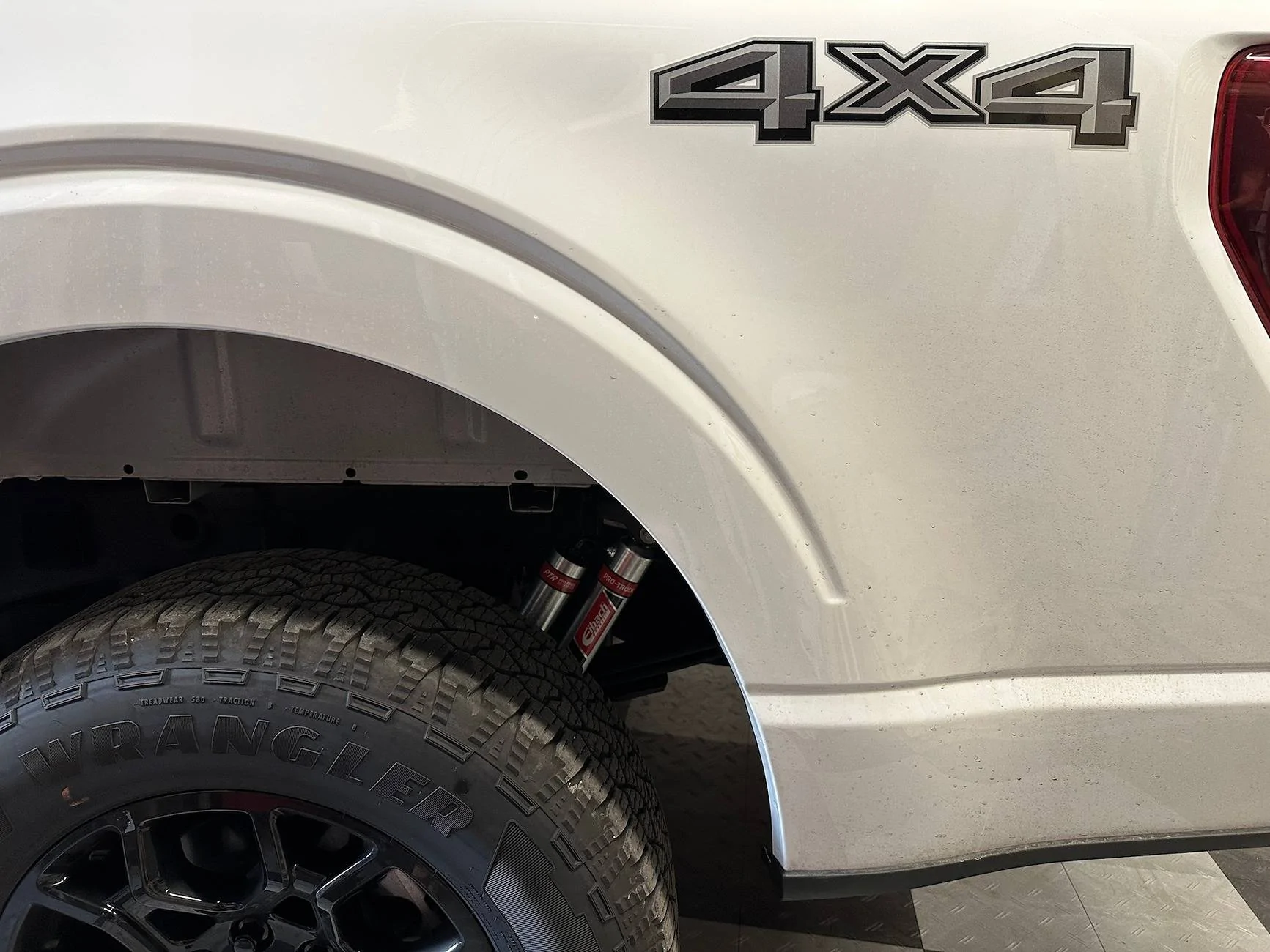 Ford F-150 Keeping it Daily - 24 SCrew PB IMG_2665