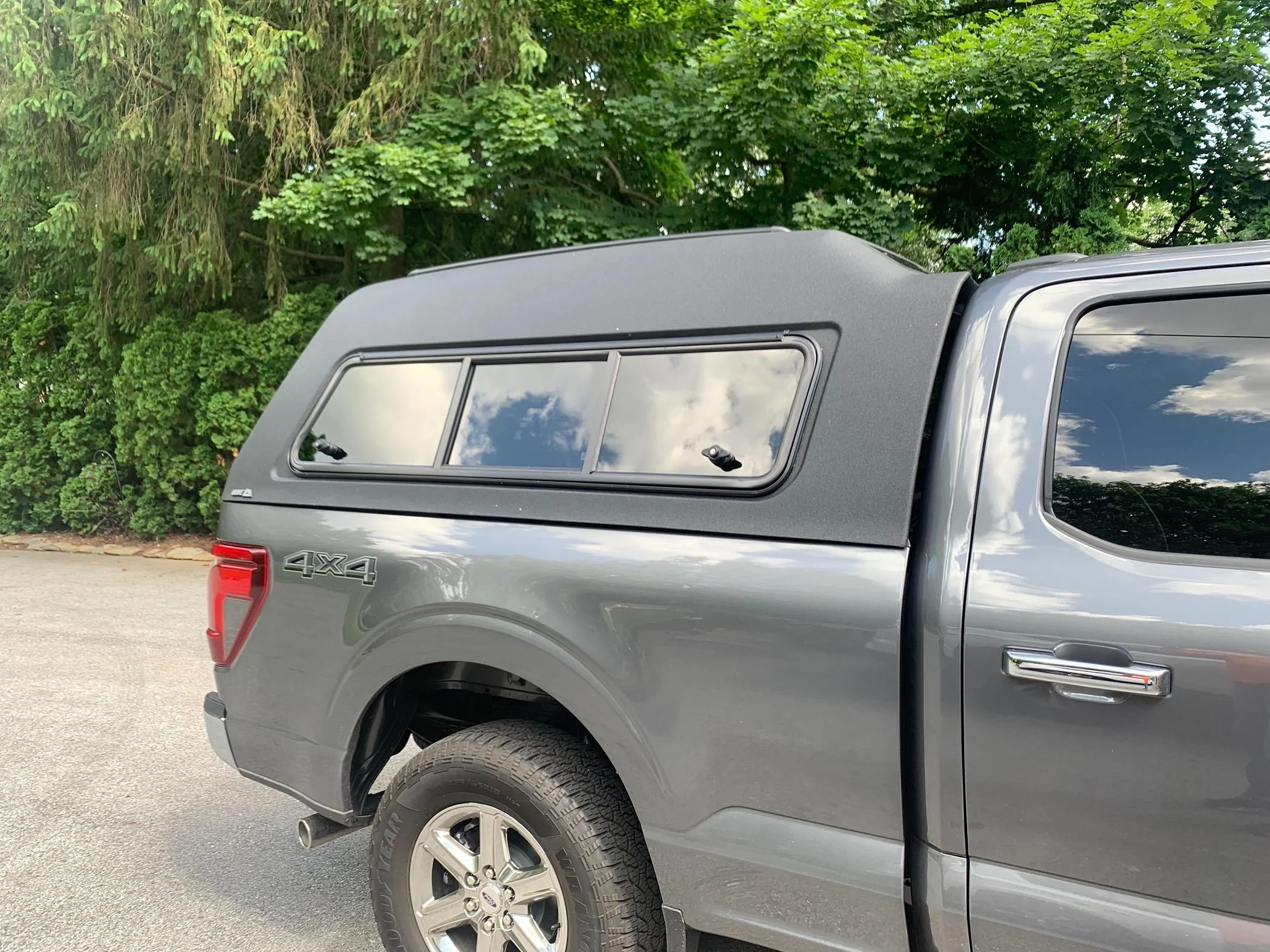 Ford F-150 Camper Shell Color IMG_2671