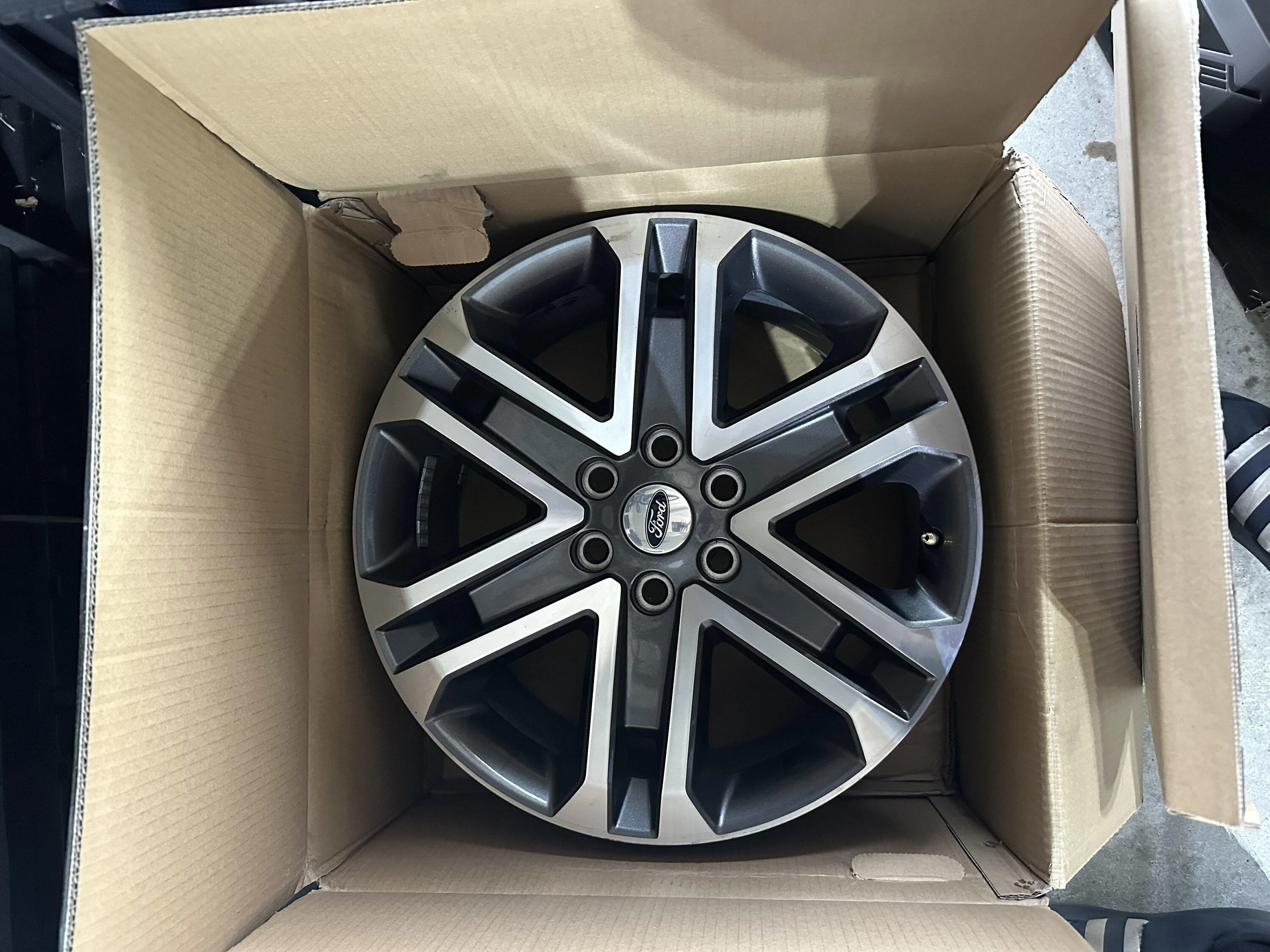 Ford F-150 Swapping shoes IMG_2755