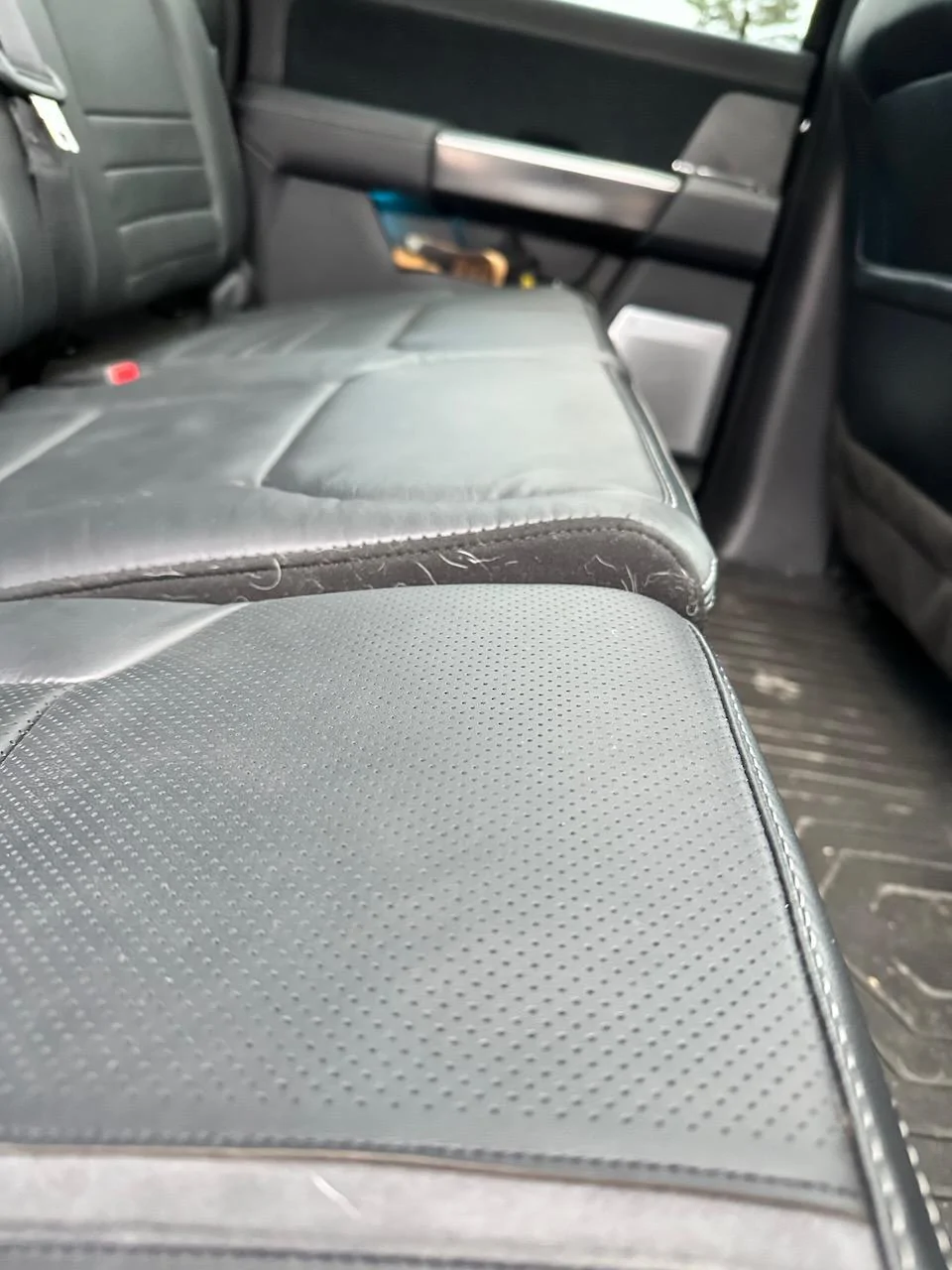 Ford F-150 Misaligned back seats? What should I do? F-150 Platinum 2022 IMG_2756