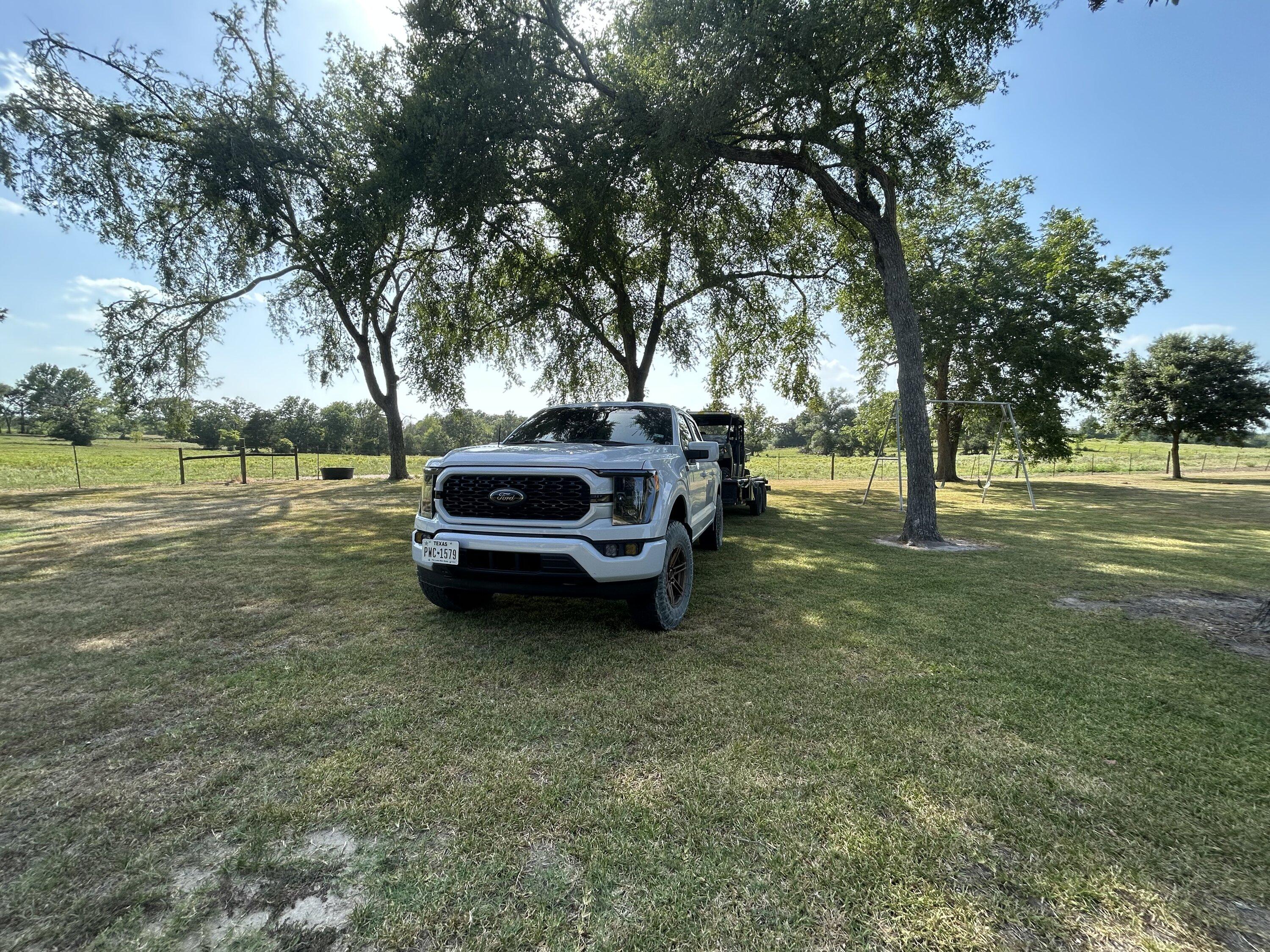 Ford F-150 LEVEL VS KEEPING THE RAKE IMG_2758