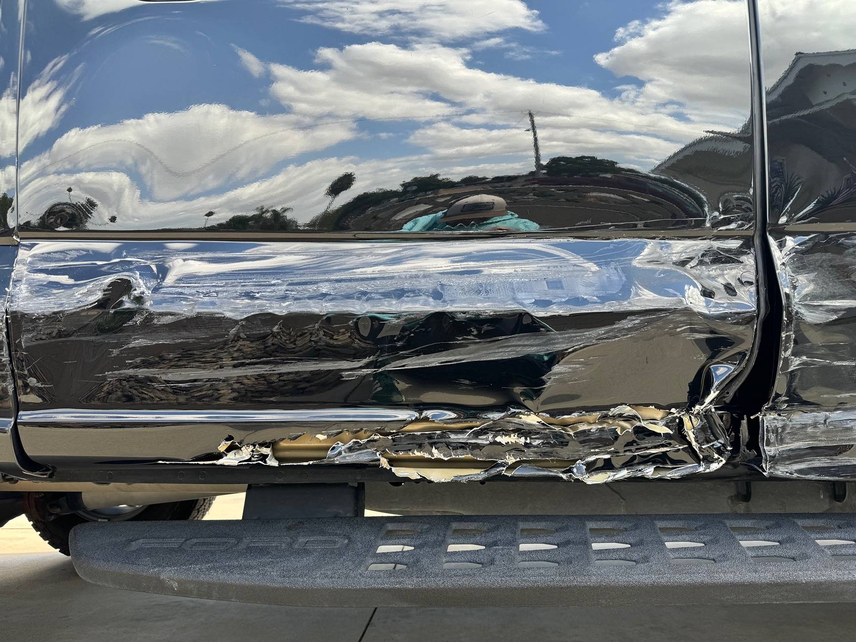 Ford F-150 The Deer hit every panel - Drivers side damage assessment IMG_2789