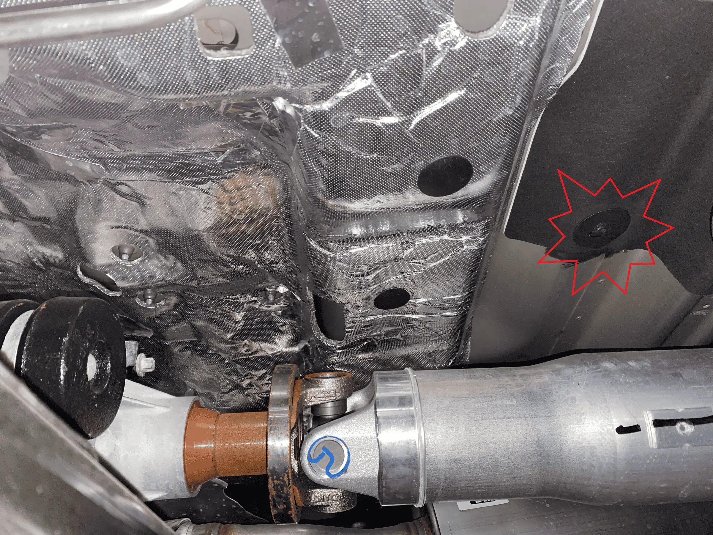 Ford F-150 Recall #21S56 - Loose / Sagging Underbody Insulators (Driveshaft Fracture Hazard) IMG_2865