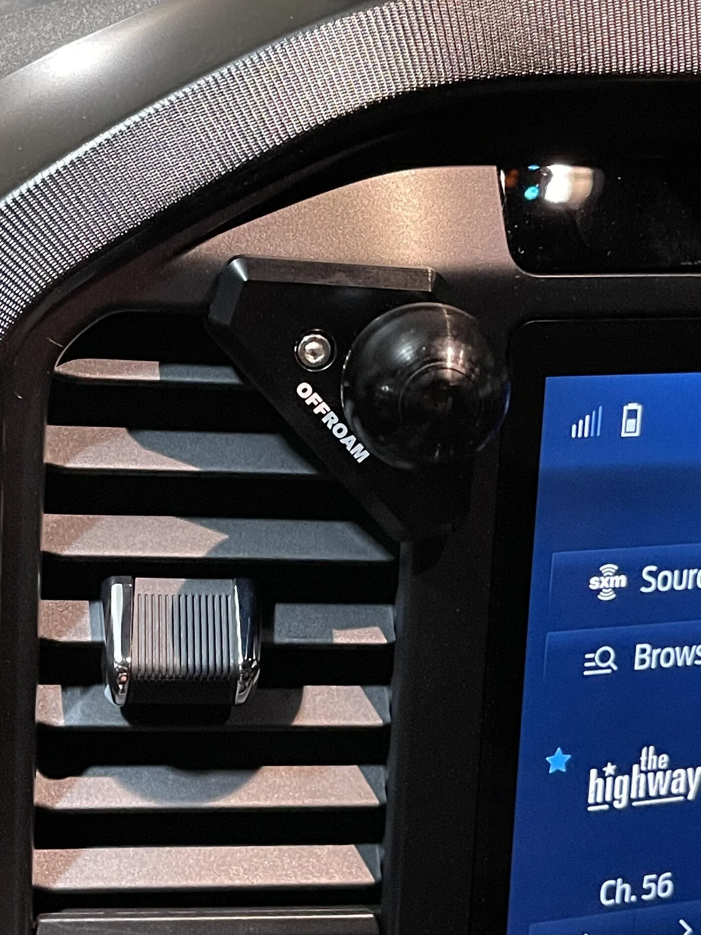 Ford F-150 I think I found my phone mount IMG_2982