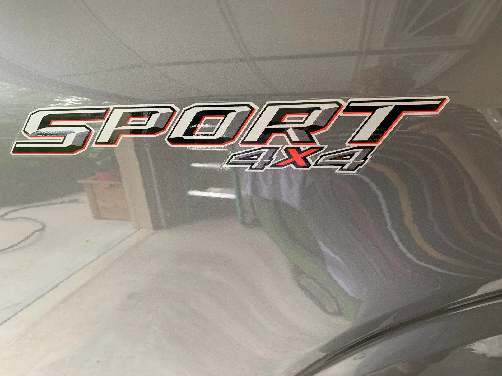 Ford F-150 Coaching on removing decals, please... IMG_3019