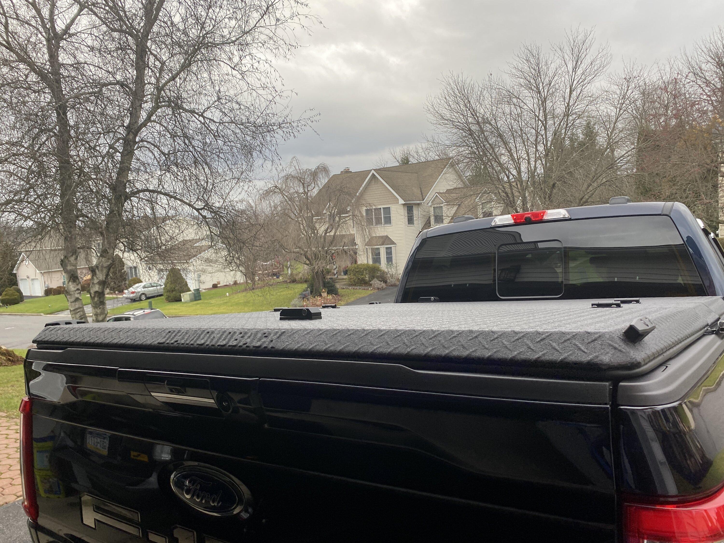 Ford F-150 Truck Cap vs. bed cover IMG_3103