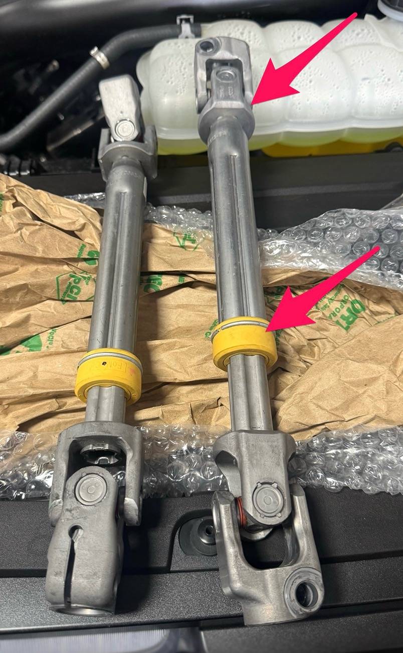 Ford F-150 2023 Raptor 37PP-steering wheel thumping/tapping feeling. IMG_3195