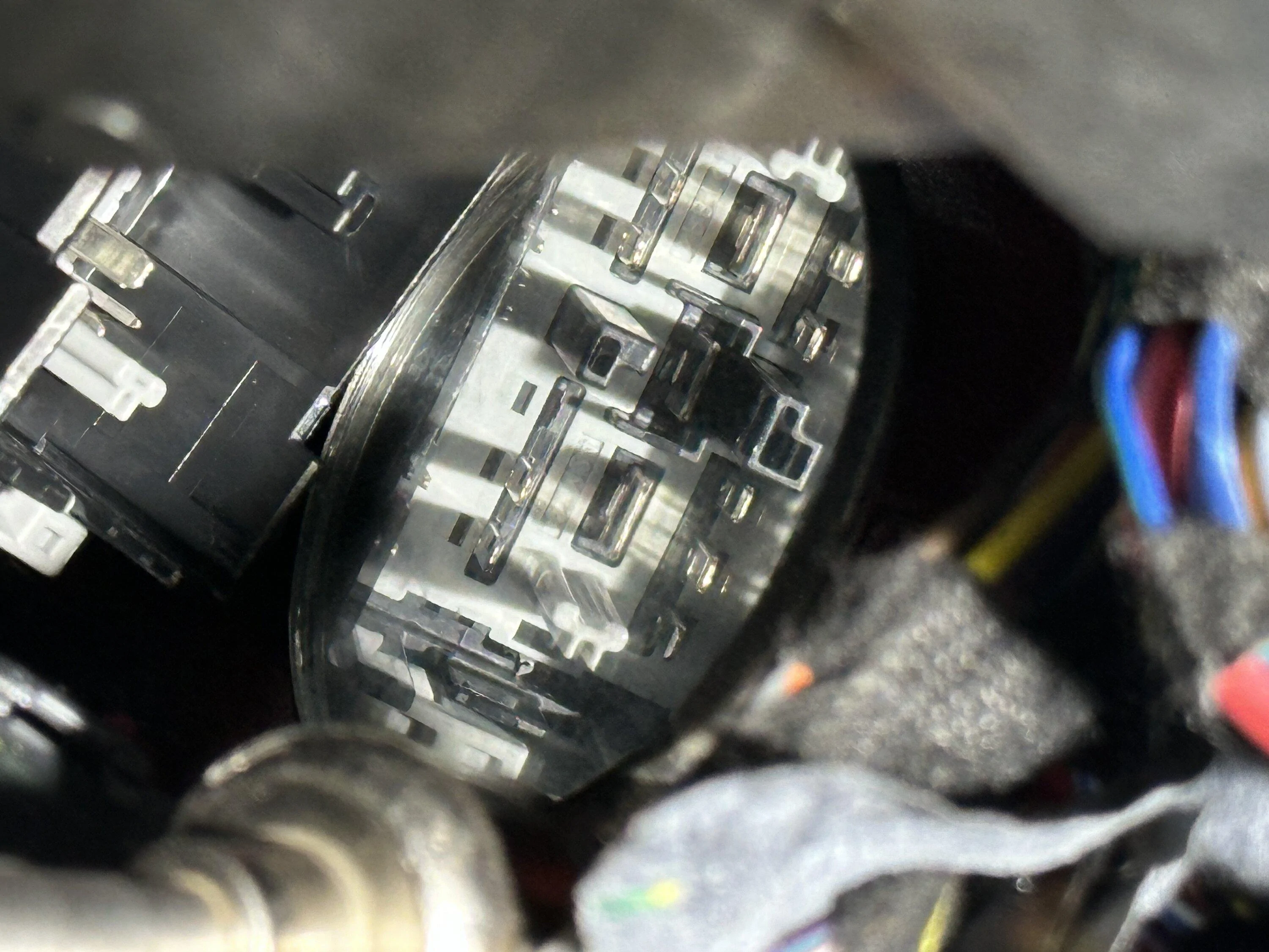 Ford F-150 Where is connector C265? IMG_3406