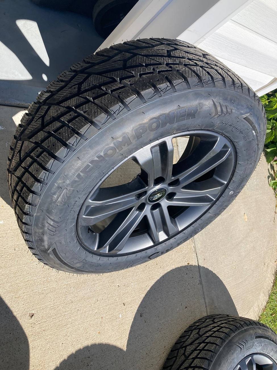 Ford F-150 Snow Wheels/tires recommendation for '24 King Ranch IMG_3423