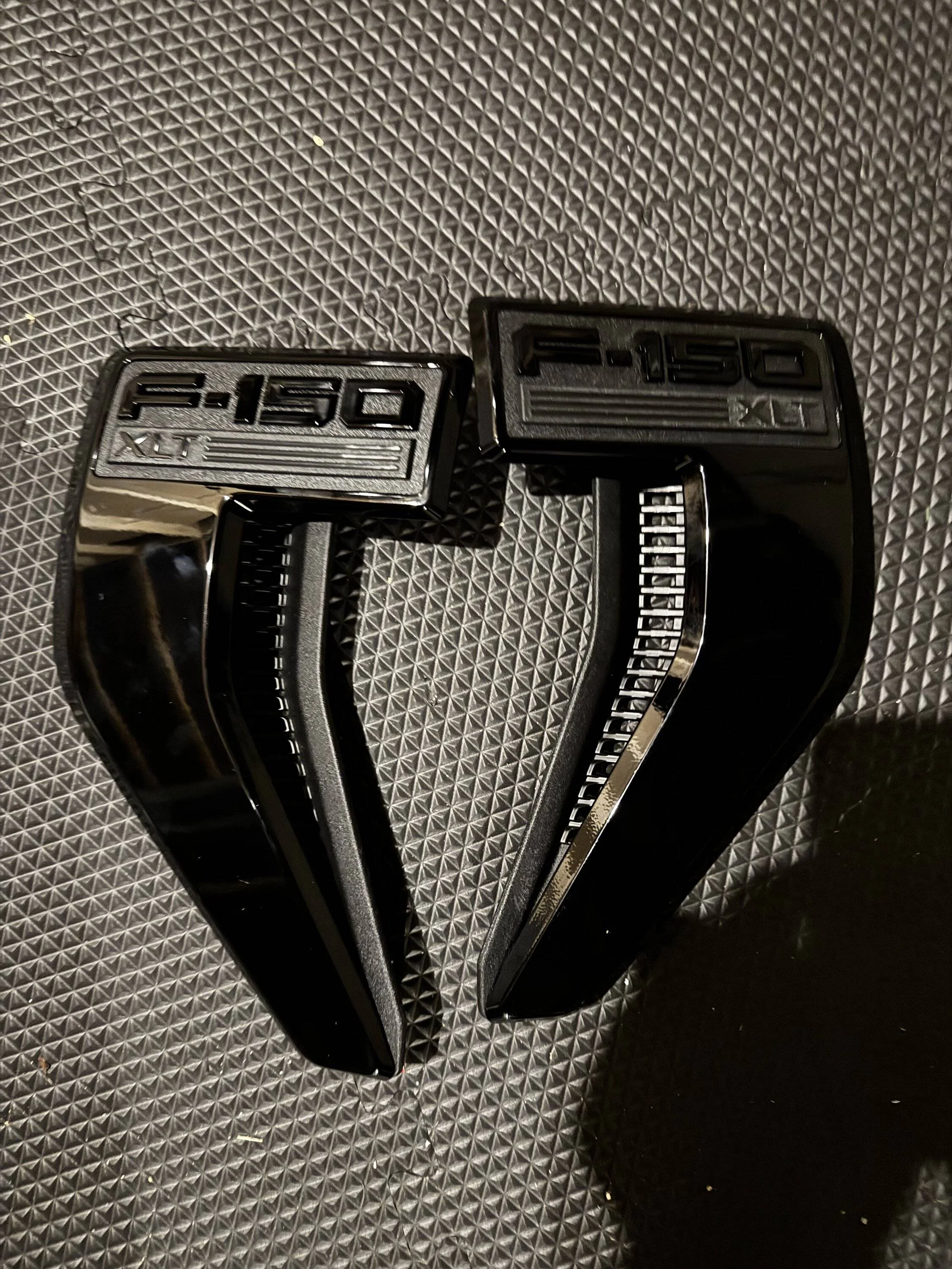 Ford F-150 OEM Black Appearance Package XLT Fender Vents IMG_3542