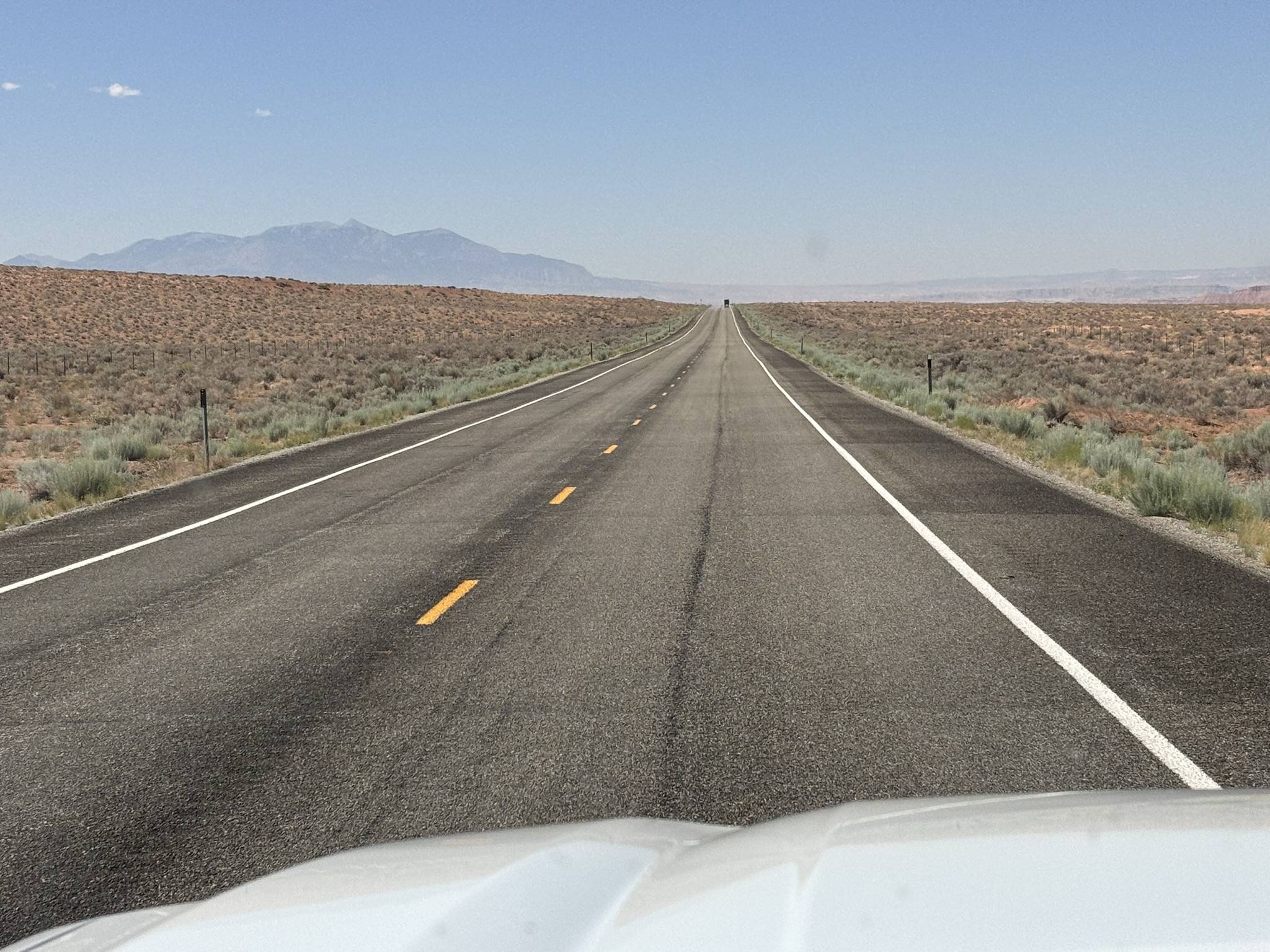 Ford F-150 '25 Sierra 1500 SLT 1,300 mi Rental IMG_3545.JPEG