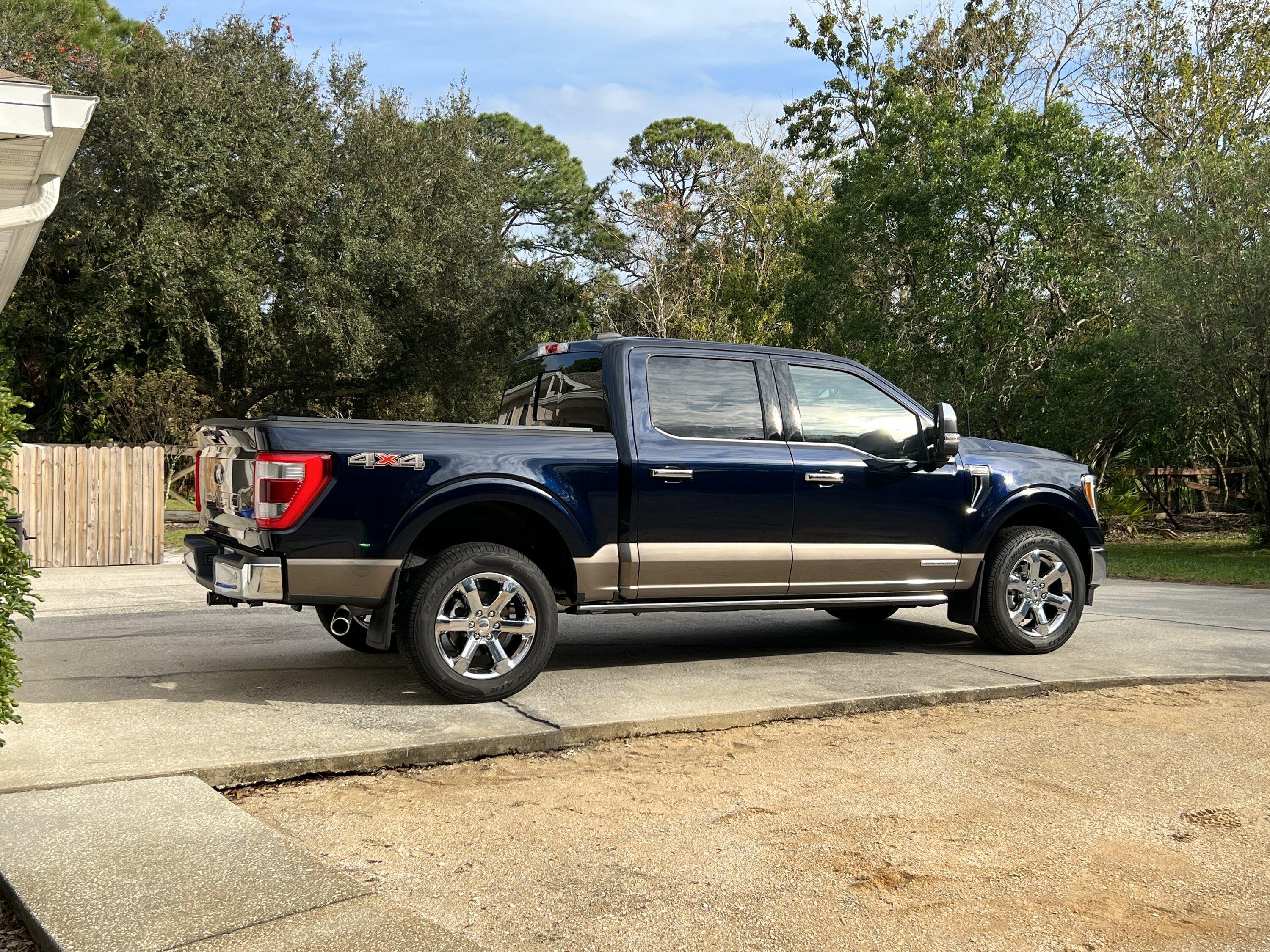 Ford F-150 ANTIMATTER BLUE F-150 (2021+) Club IMG_3744