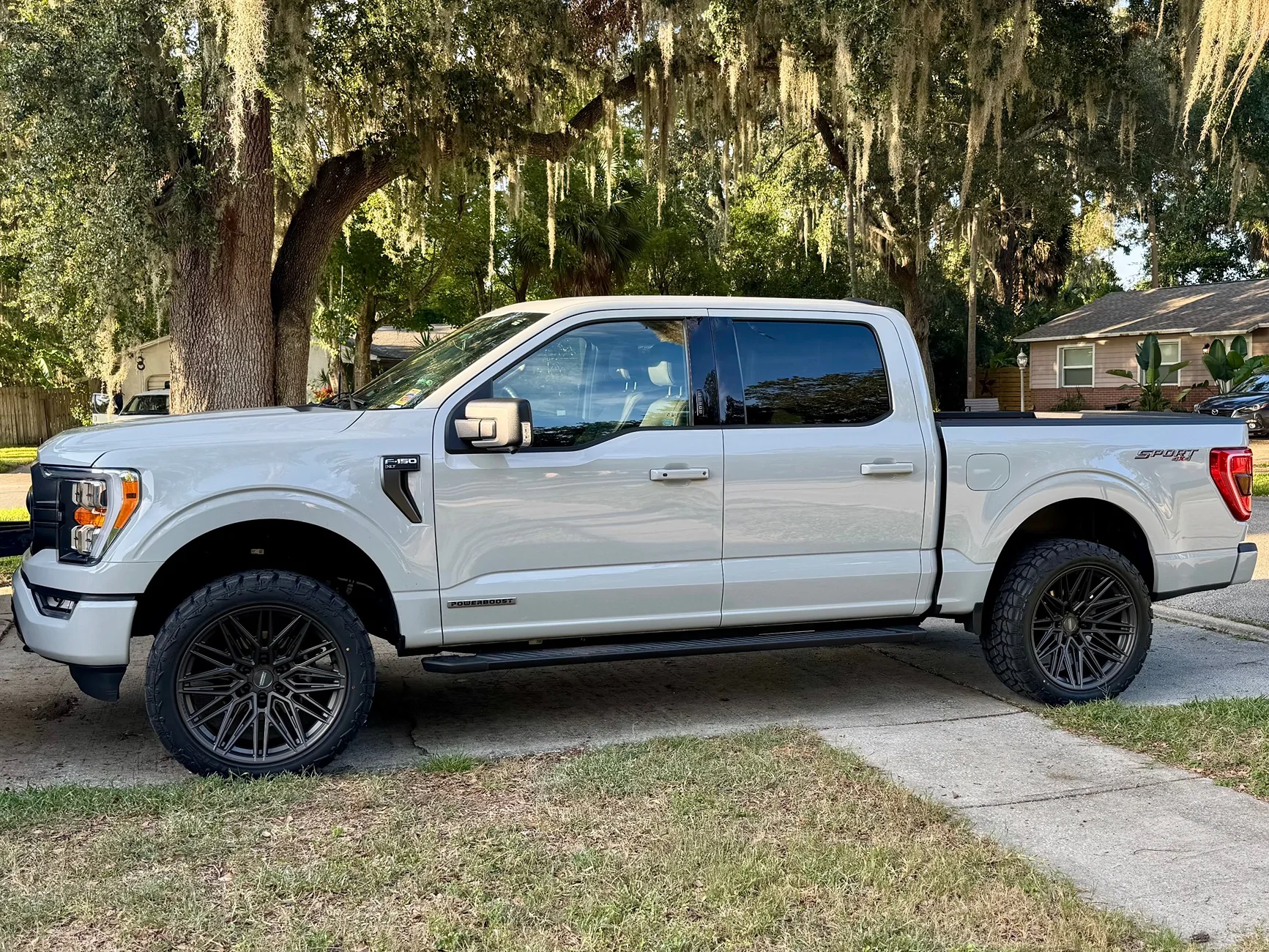 Ford F-150 No cutting, no rubbing 22" wheels + tires + level combination IMG_3763
