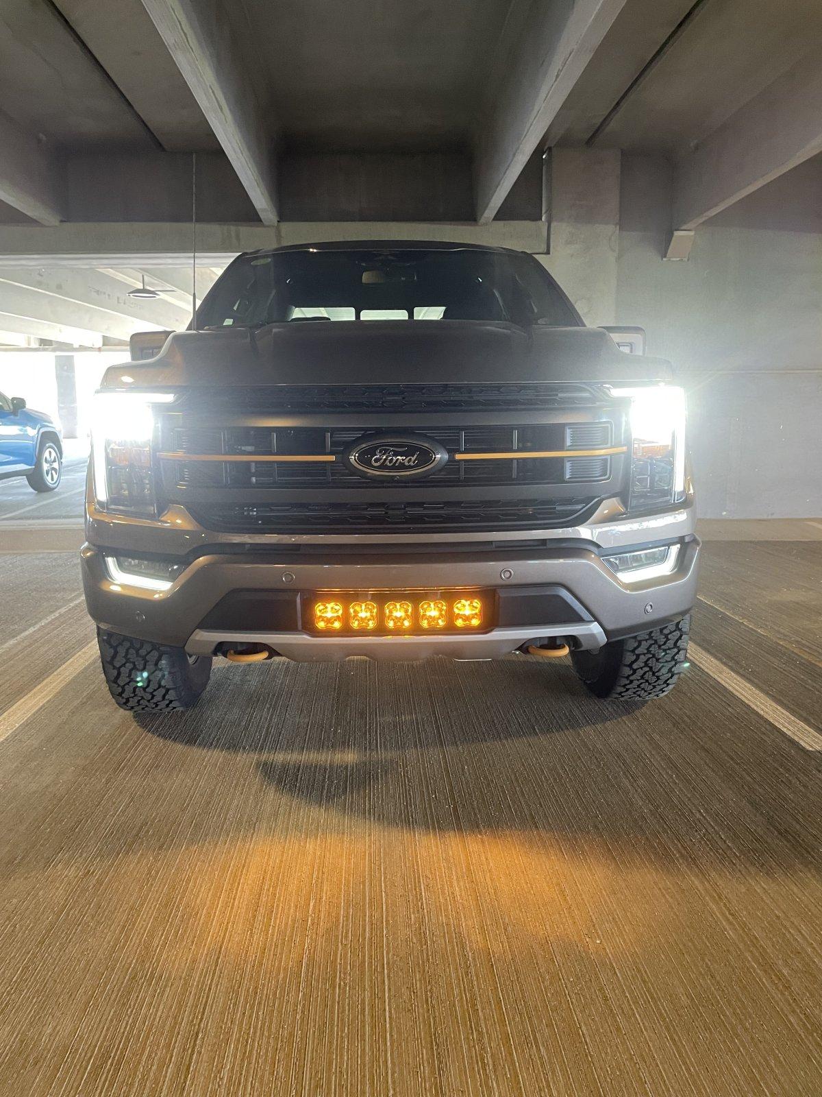 Ford F-150 Looking for this aftermarket light bar and grille set up IMG_3863