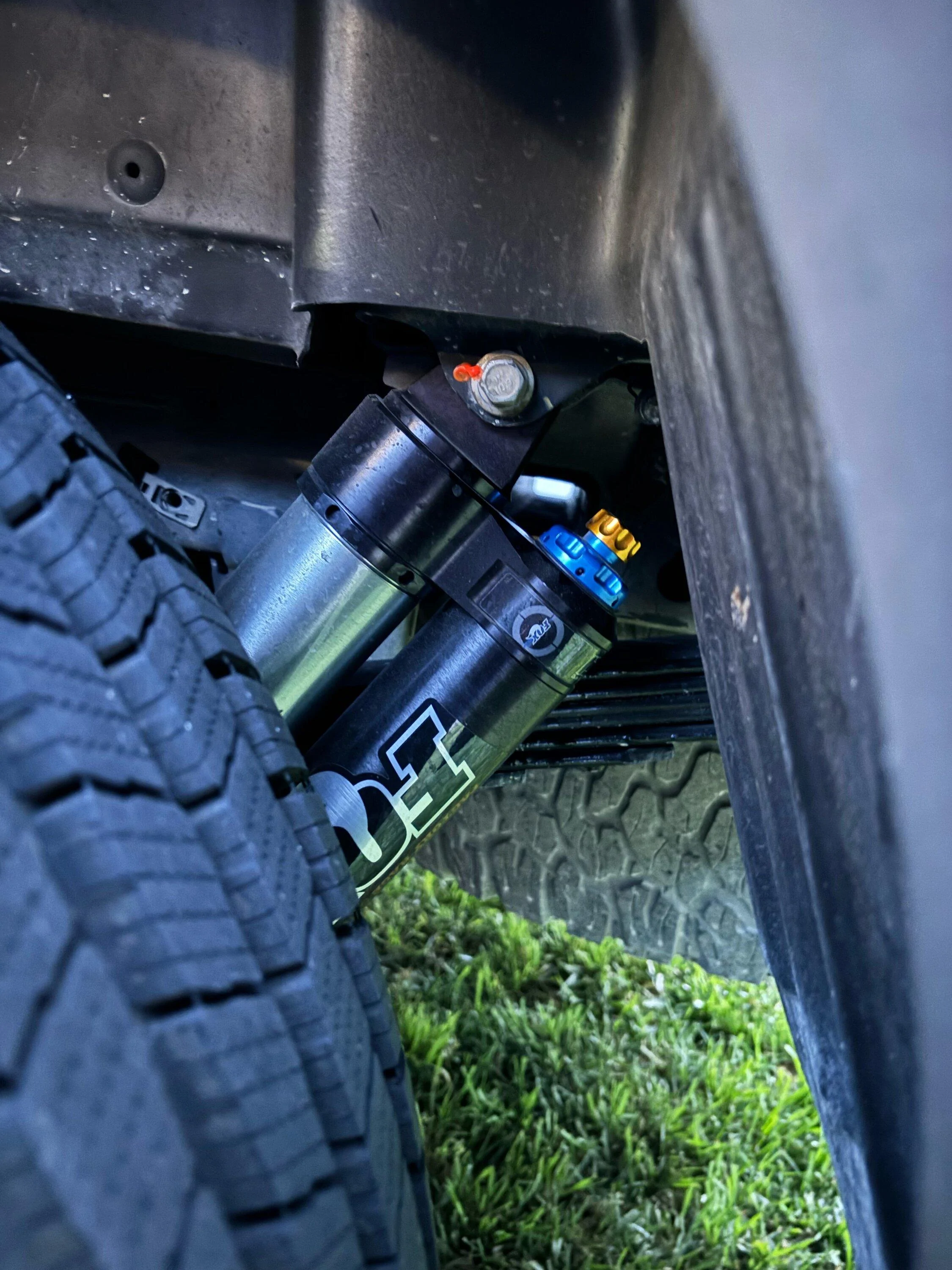 Ford F-150 Fox 2.5 w/ DSC Adjusters and RAS HD IMG_3909_Original