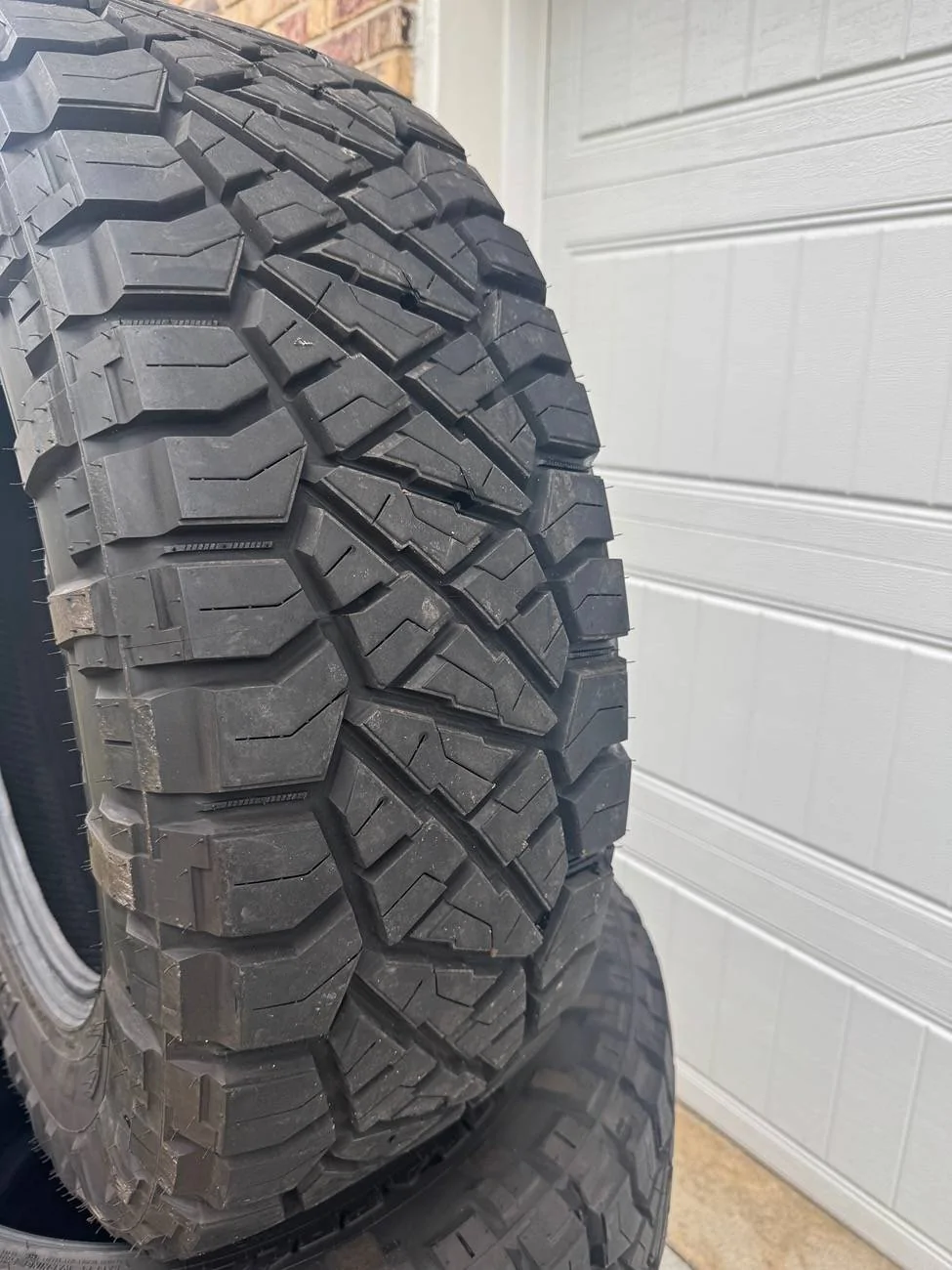 Ford F-150 285/65/20 Nitto Ridge Grapplers IMG_4097