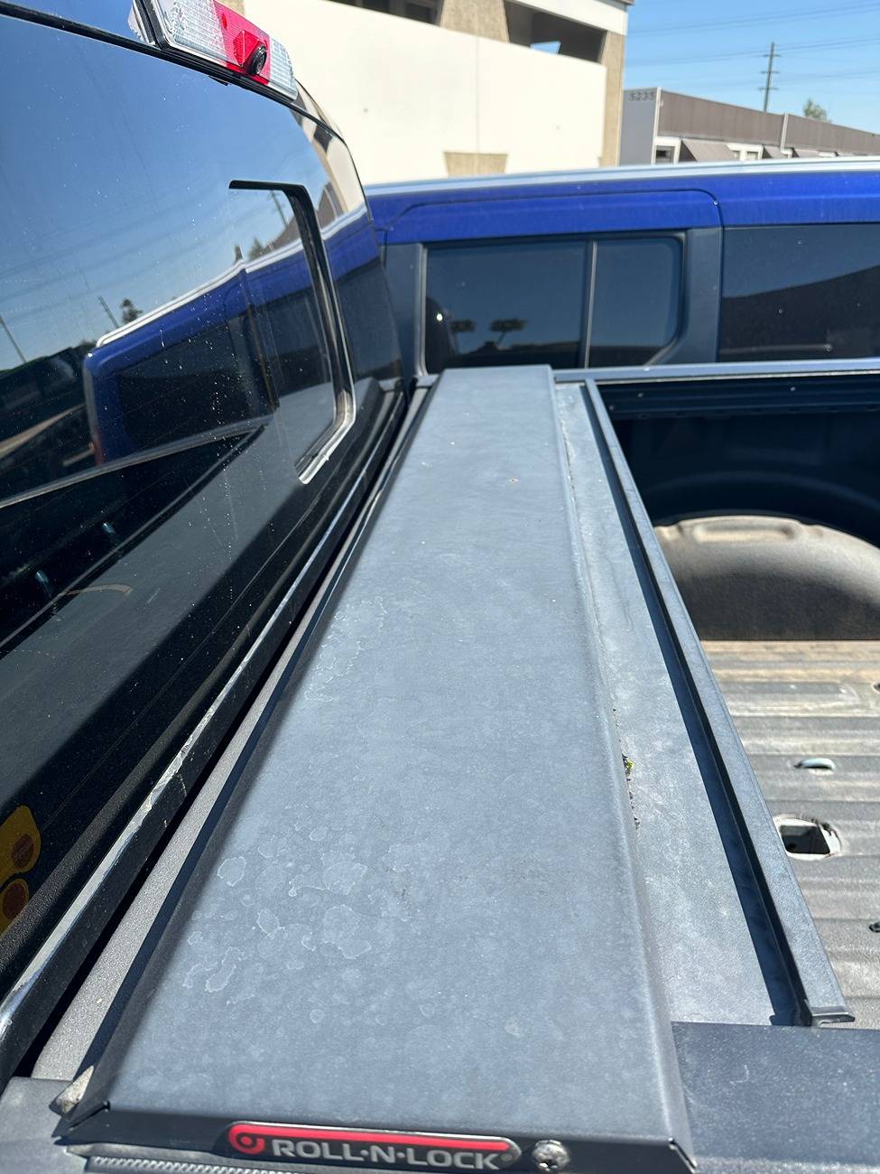 Ford F-150 How does this Roll-N-Lock bed cover works? IMG_4318.JPG