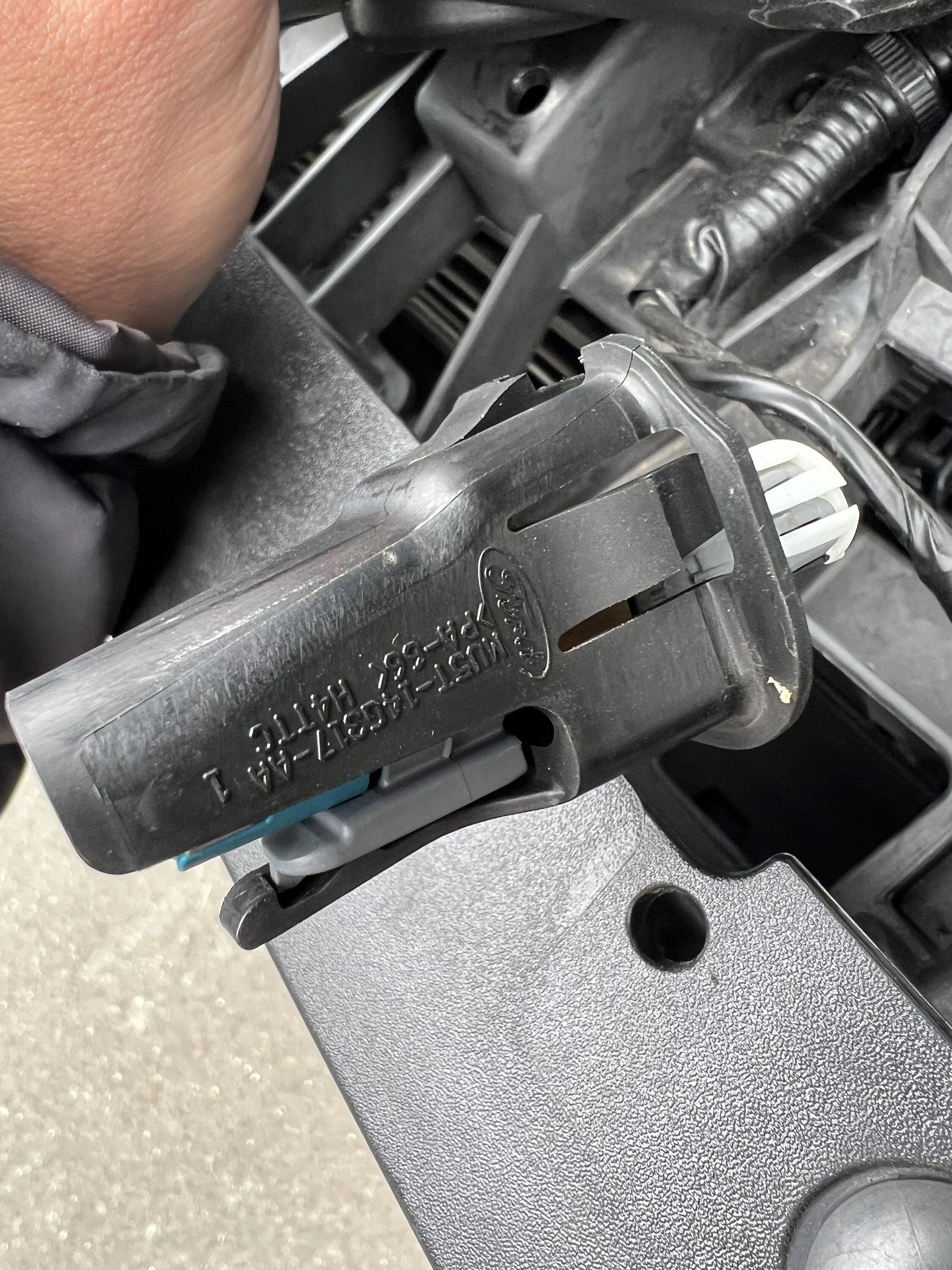 Ford F-150 F150 Front Camera, is this the wiring for it? IMG_4326