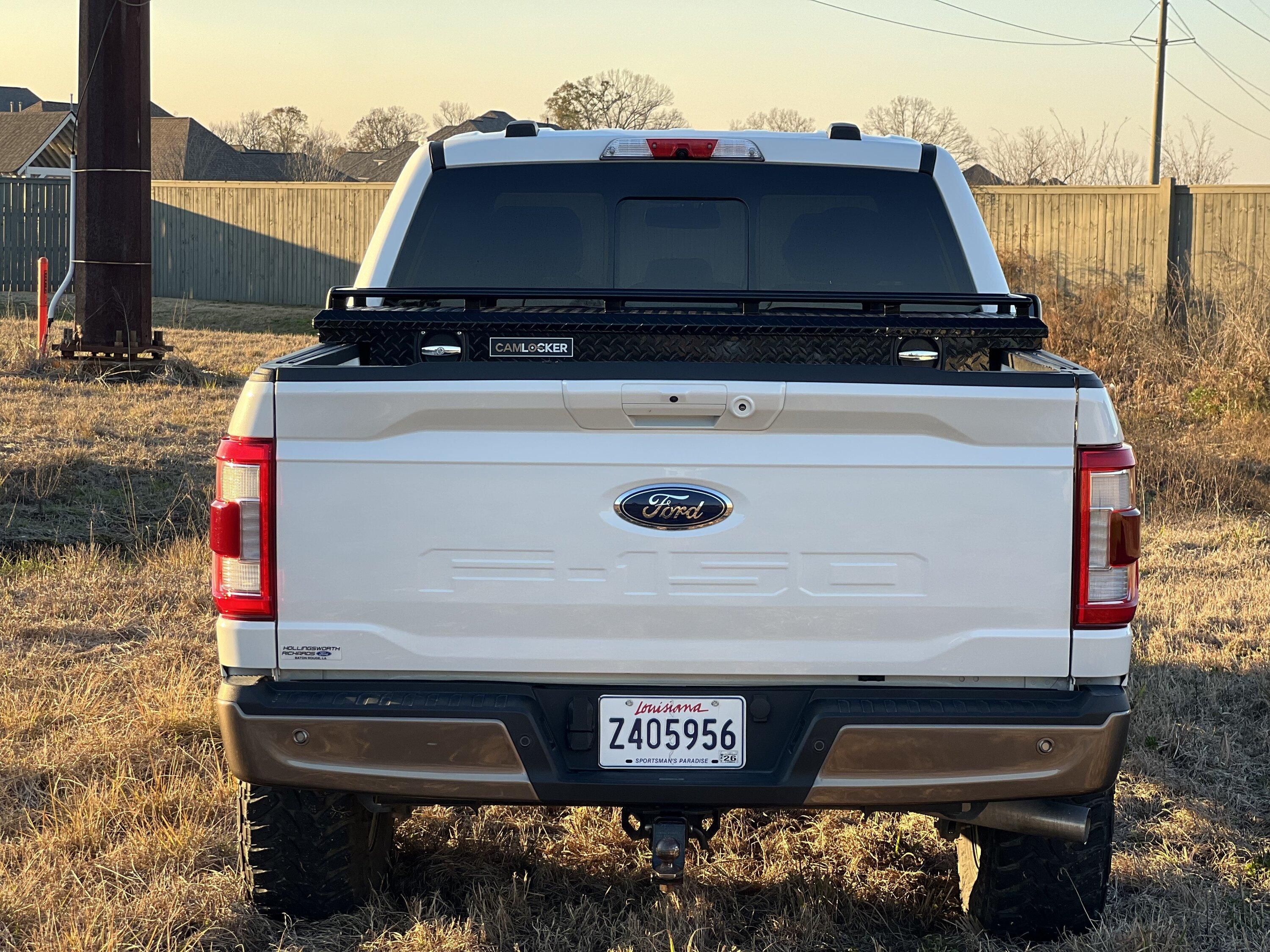 Ford F-150 2022 White/tan- 2.5” level w/ 35” Toyo Mt IMG_4407