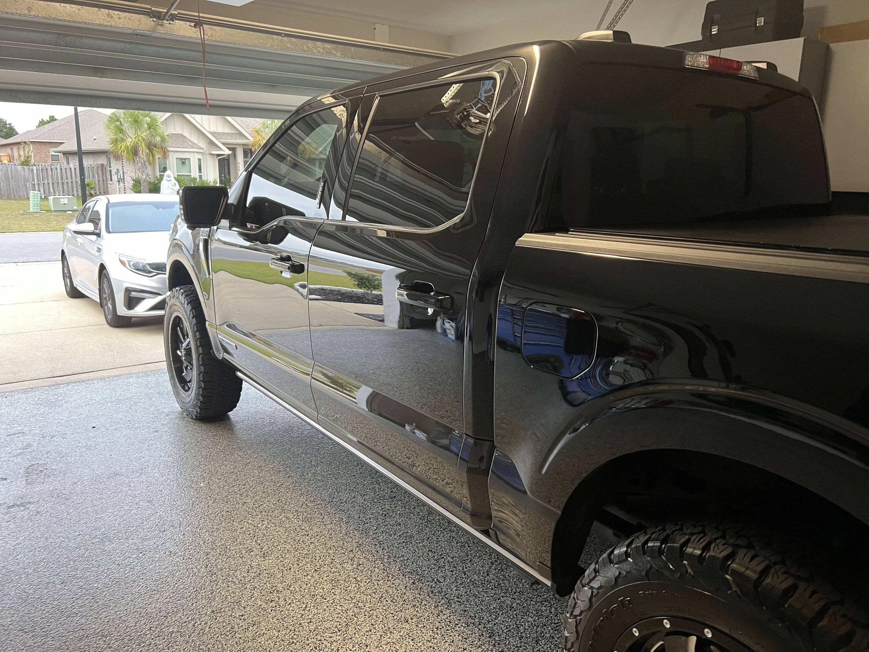 Ford F-150 2024 Agate Black KR IMG_4411