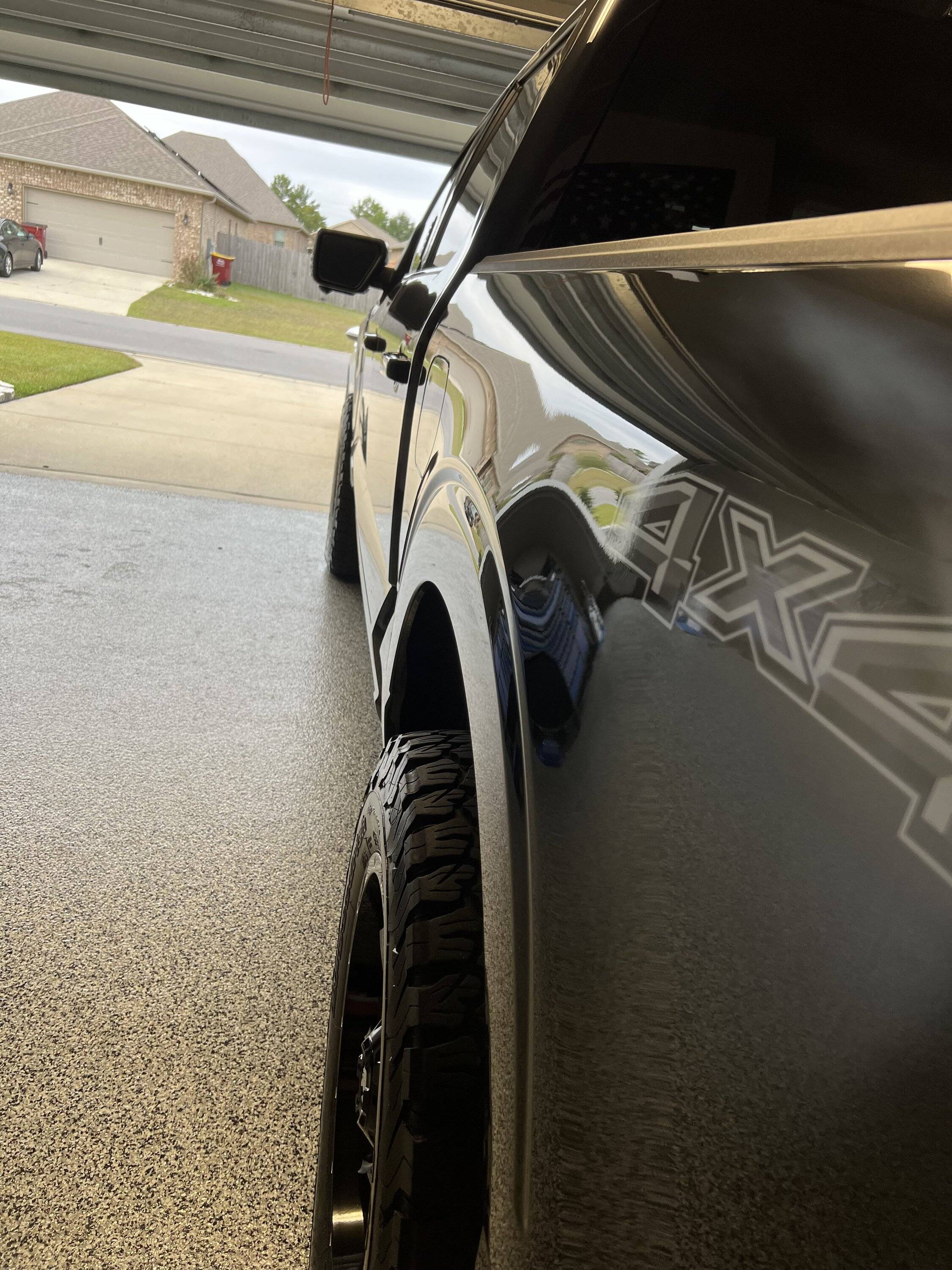 Ford F-150 2024 Agate Black KR IMG_4412