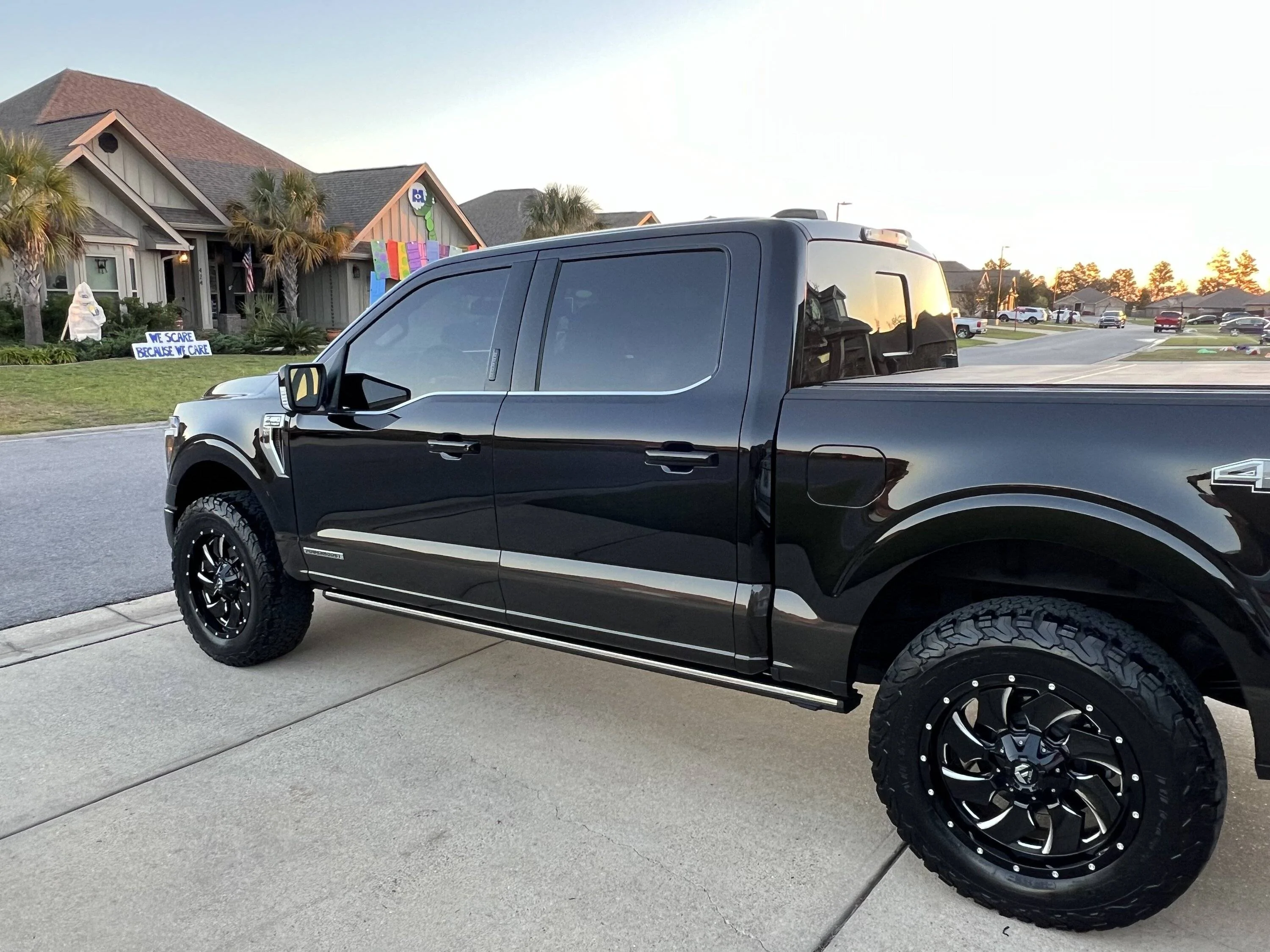 Ford F-150 2024 Agate Black KR IMG_4414