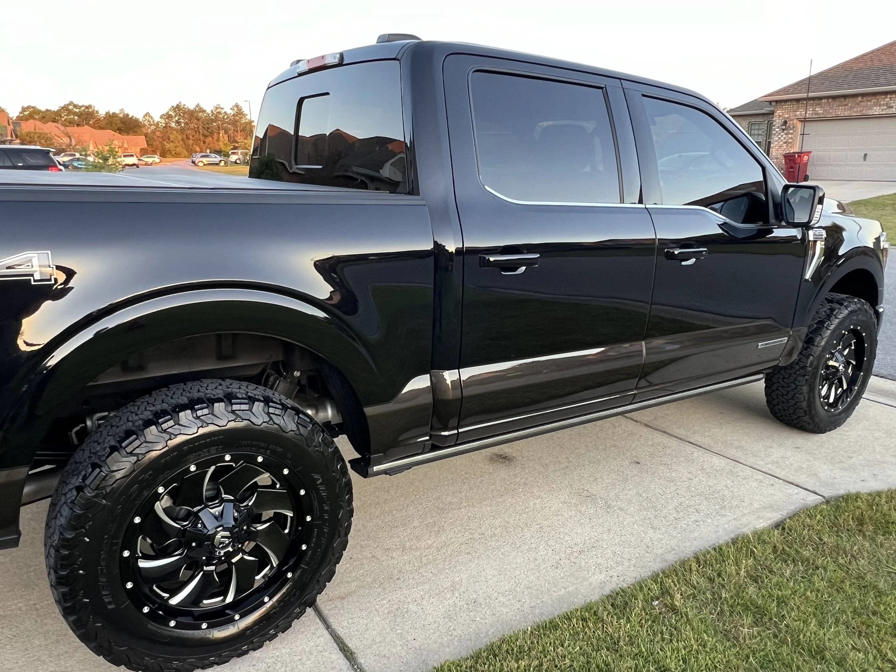 Ford F-150 2024 Agate Black KR IMG_4418