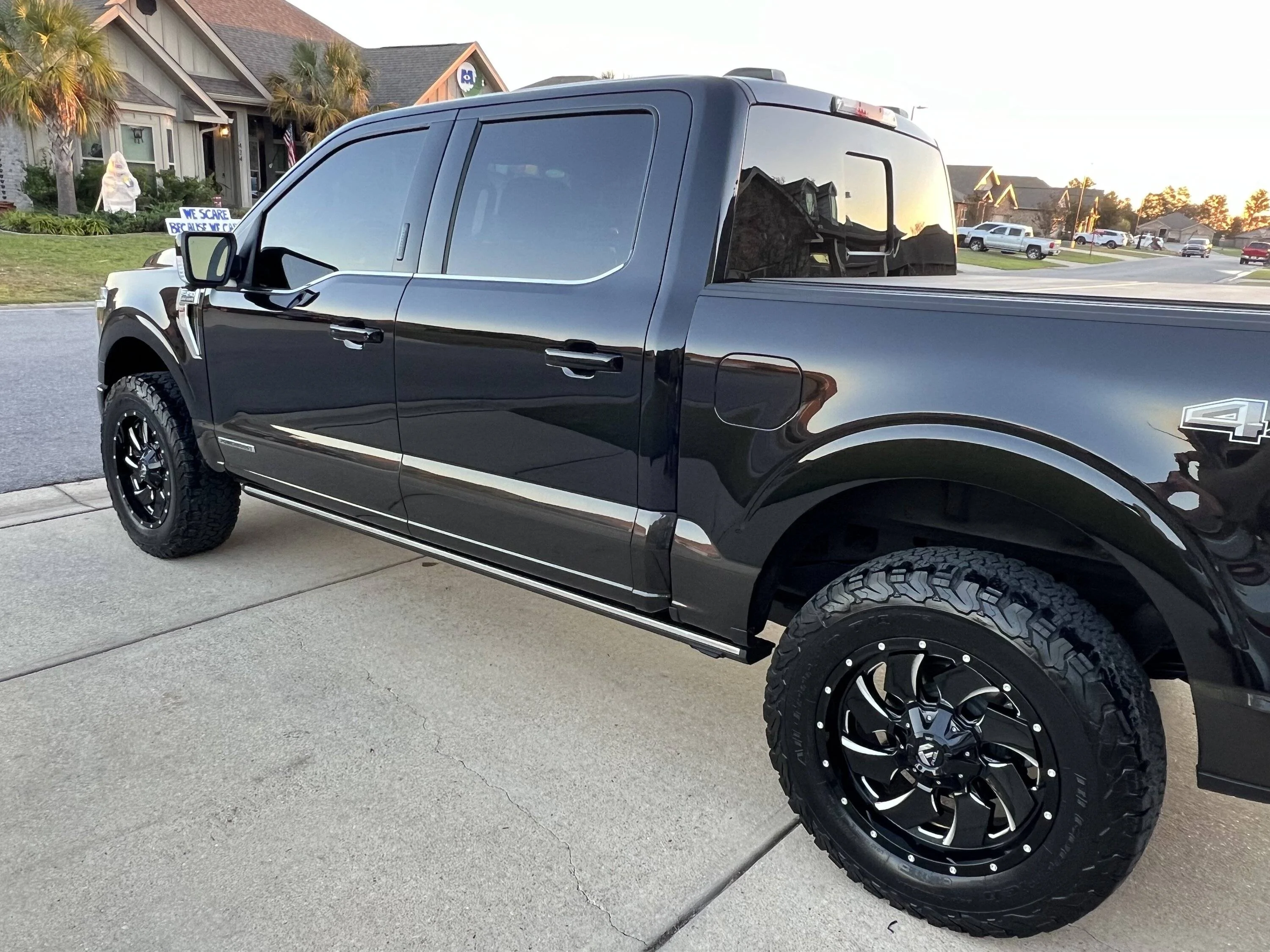 Ford F-150 2024 Agate Black KR IMG_4421