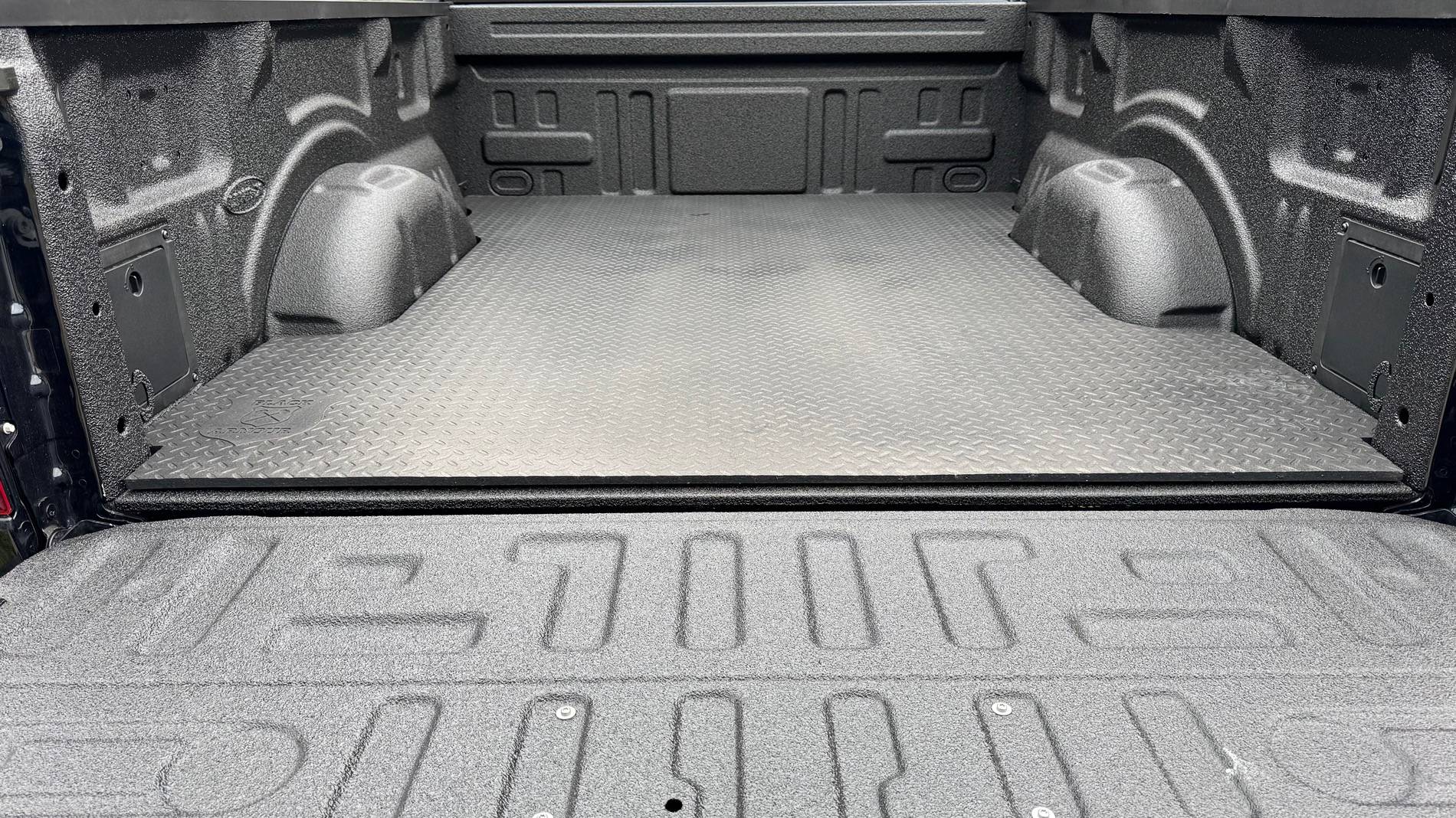 Ford F-150 Is the OEM rubber bed mat the best option? IMG_4428