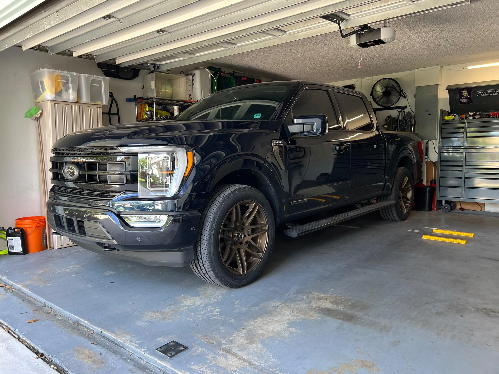 Ford F-150 22" Forgestar x14 wheels installed + 305/45/22 Michelin Defender Tires IMG_4451