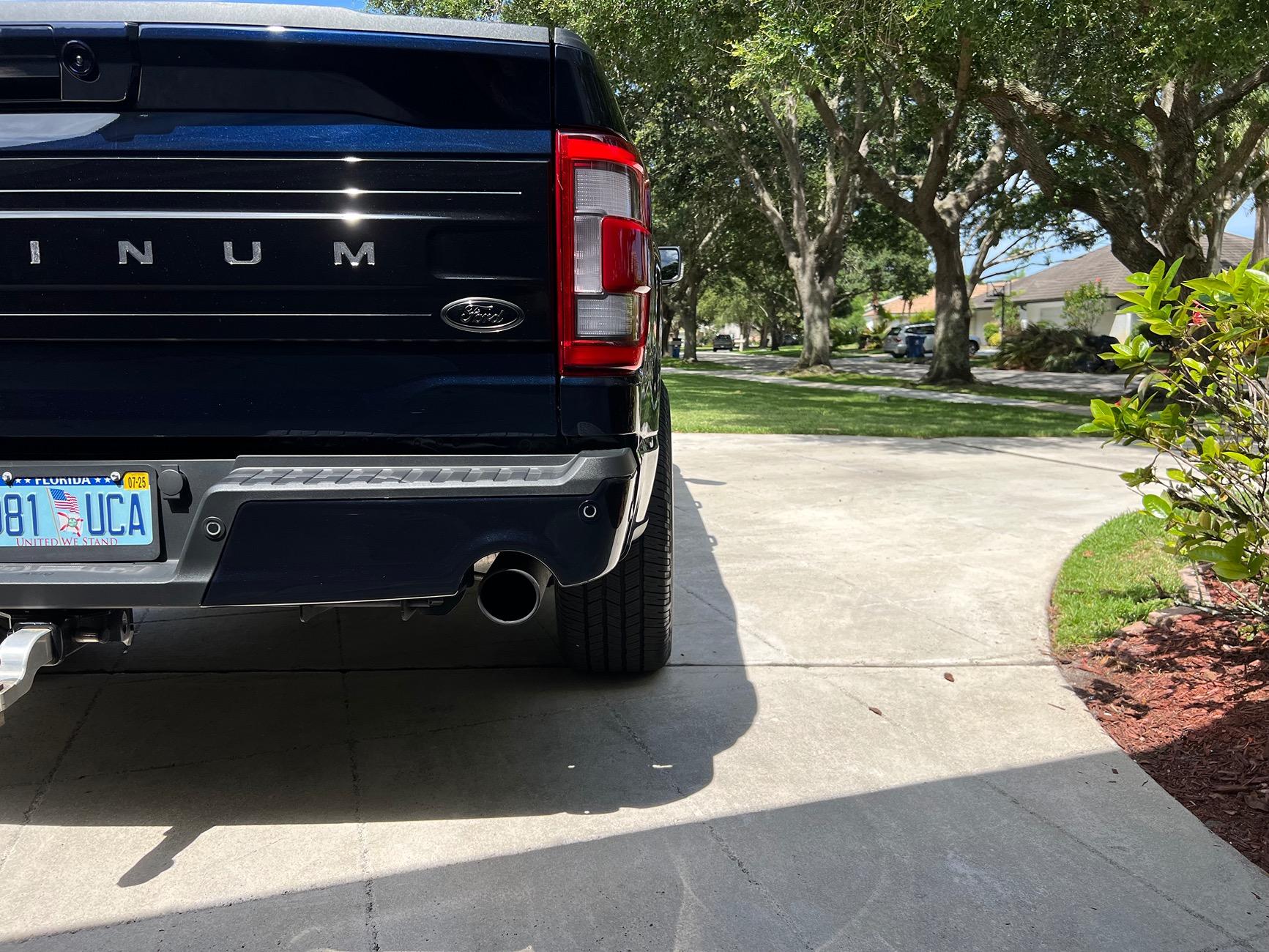 Ford F-150 22" Forgestar x14 wheels installed + 305/45/22 Michelin Defender Tires IMG_4474