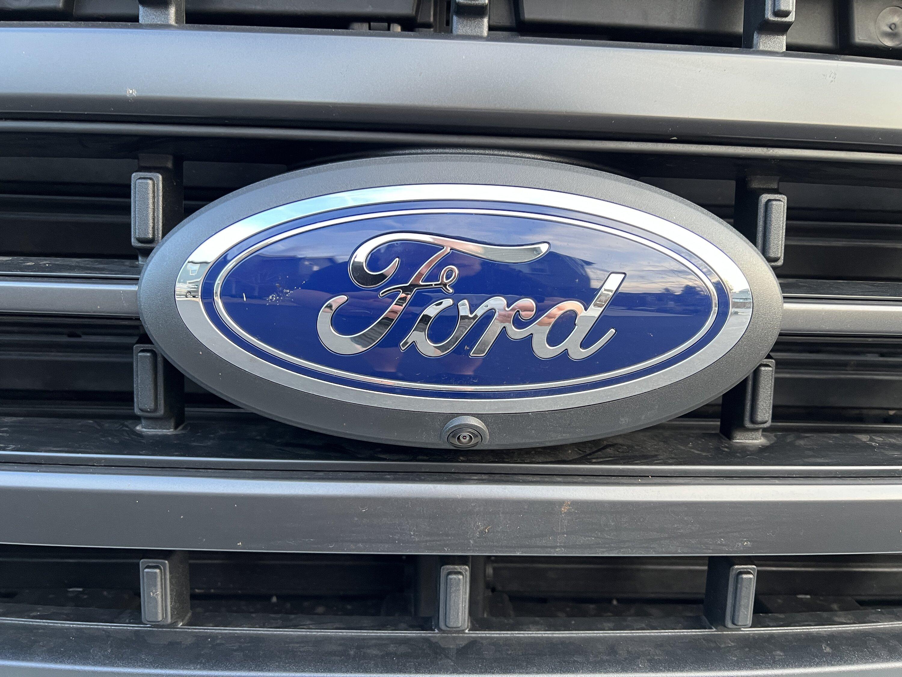 Ford F-150 '23 Lariat front emblem with camera and no washer IMG_4563.JPG