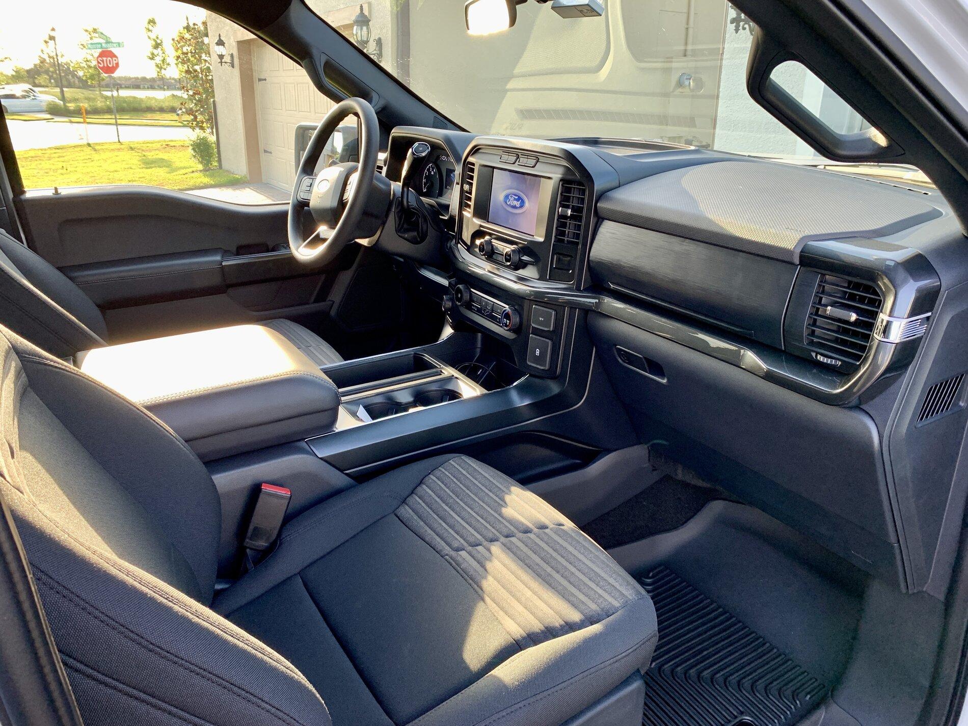 Ford F-150 SPACE WHITE F-150 (2021+) Club IMG_4590.JPG