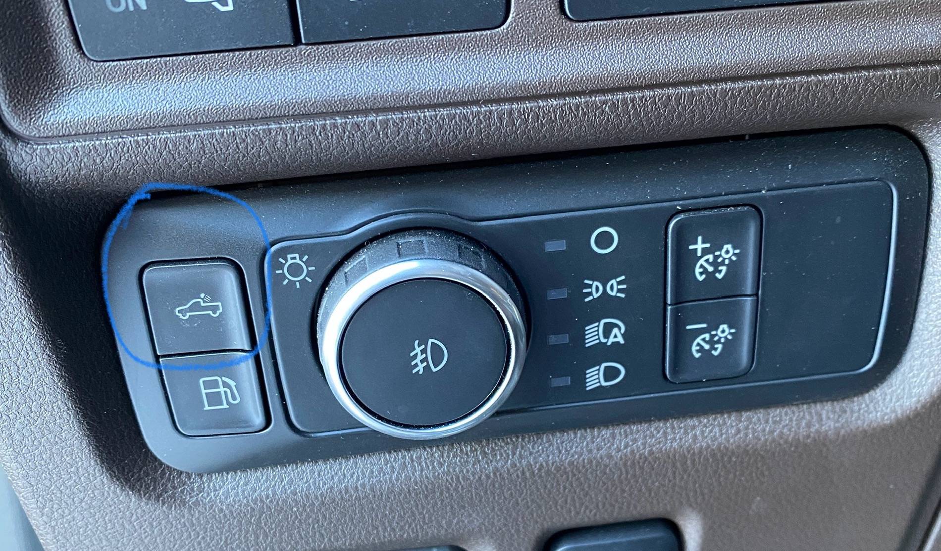 Ford F-150 F150 bed lights IMG_4718