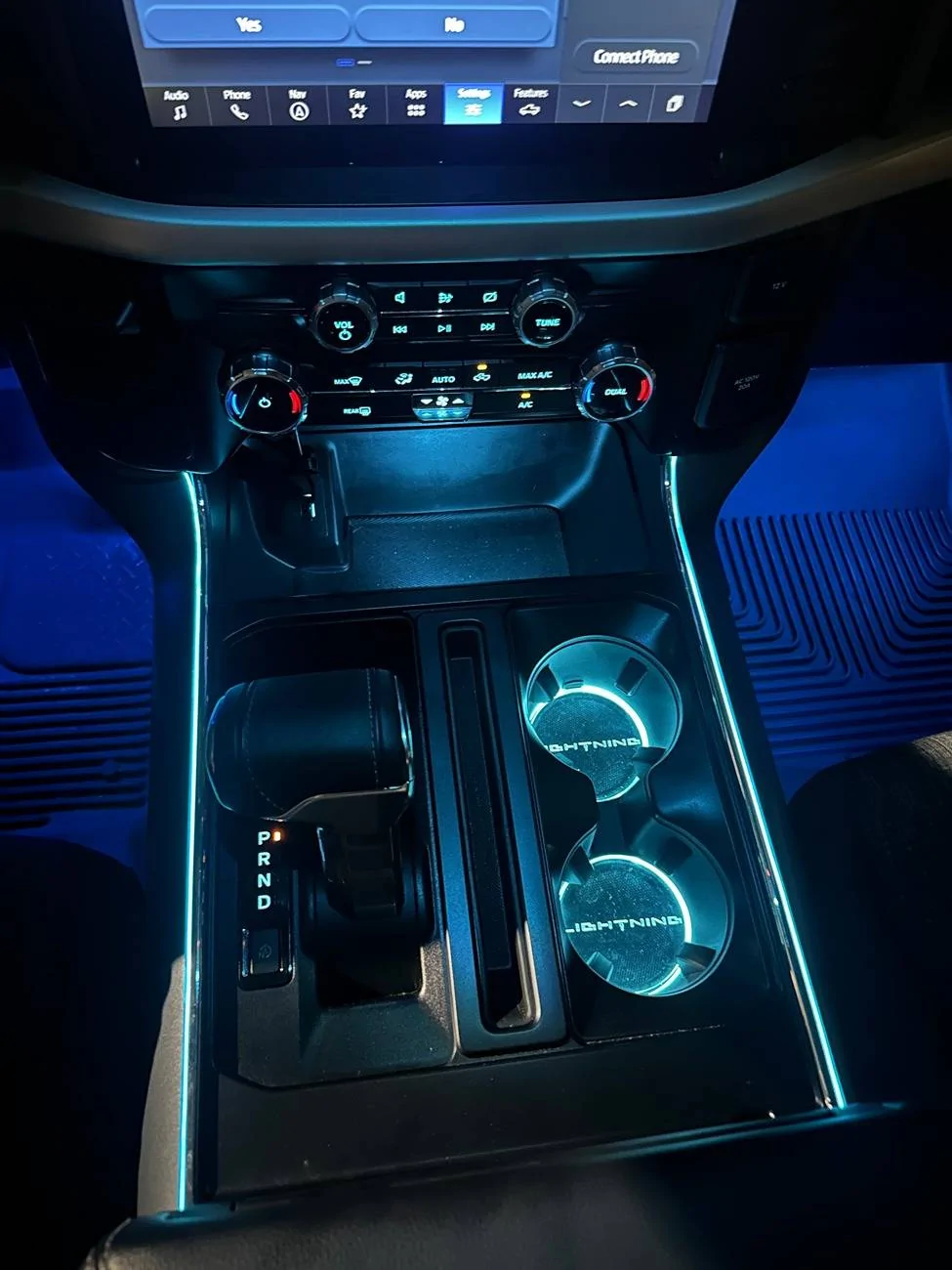 Ford F-150 XLT trucks with push button start cup holder/ambient lighting IMG_4775