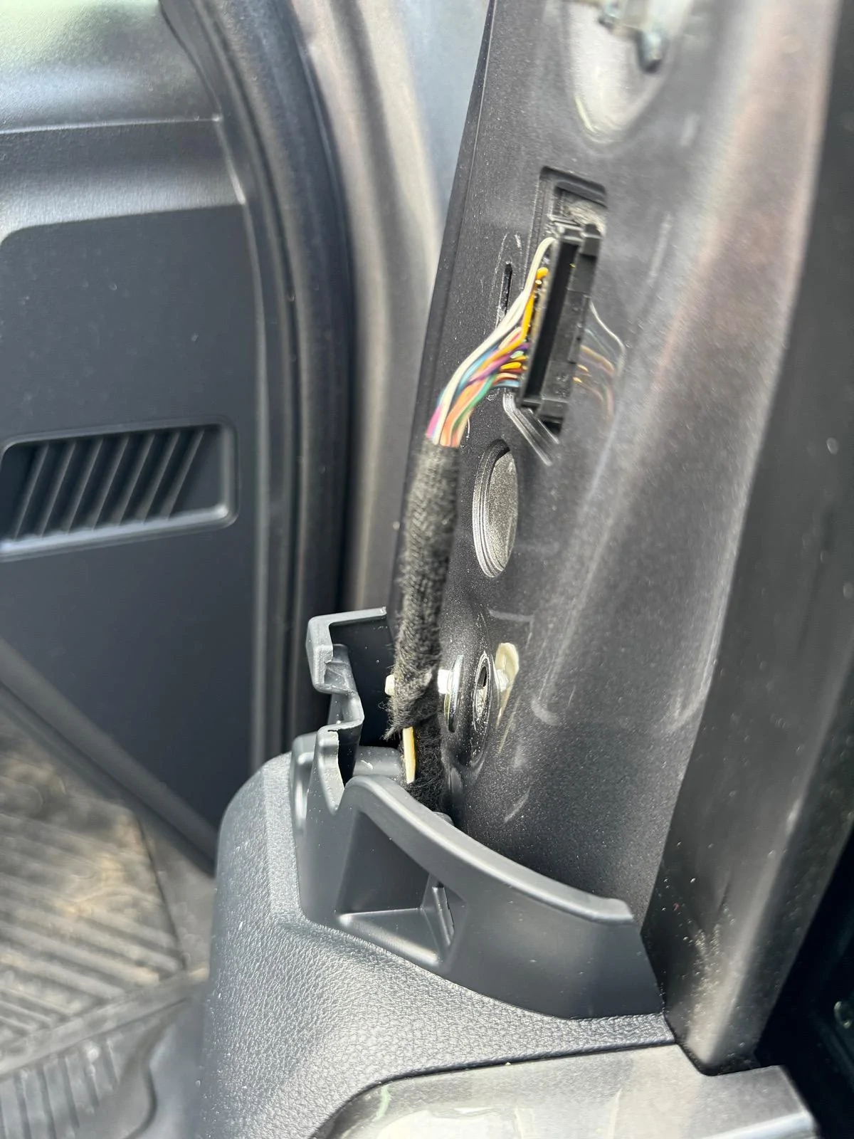 Ford F-150 Brand New Tow Mirror Studs Sheered IMG_4905