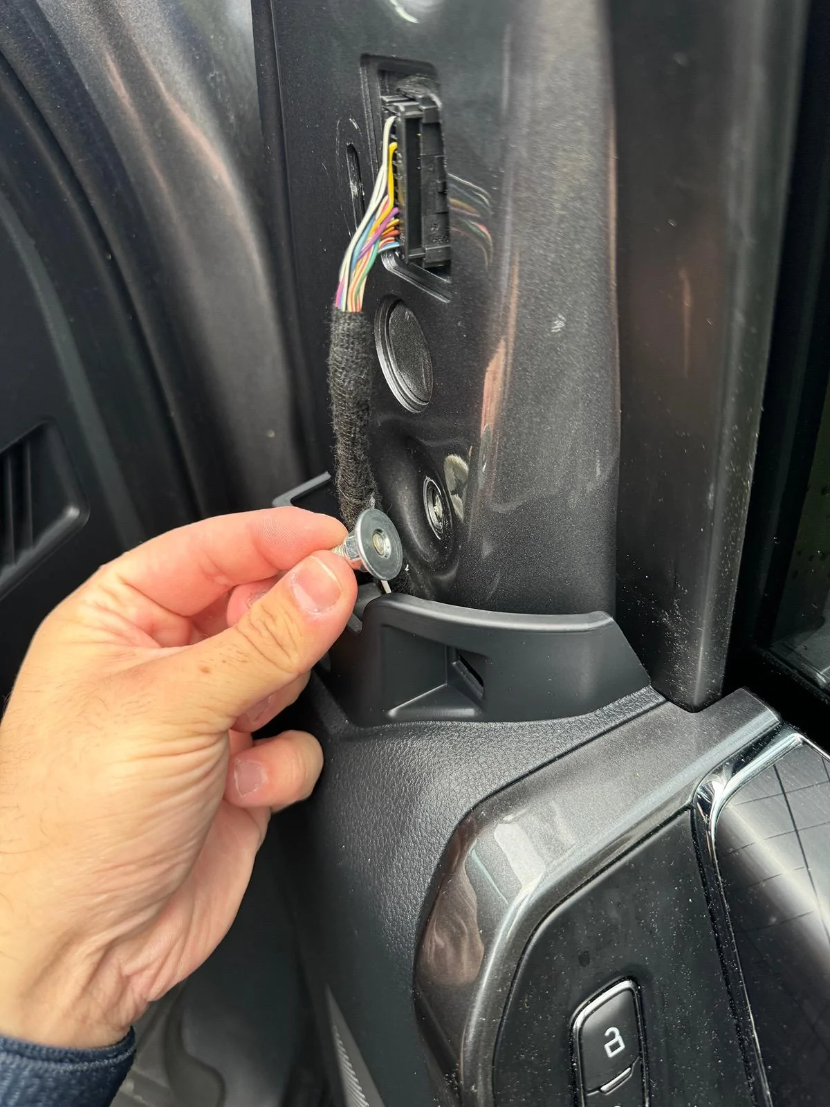 Ford F-150 Brand New Tow Mirror Studs Sheered IMG_4907