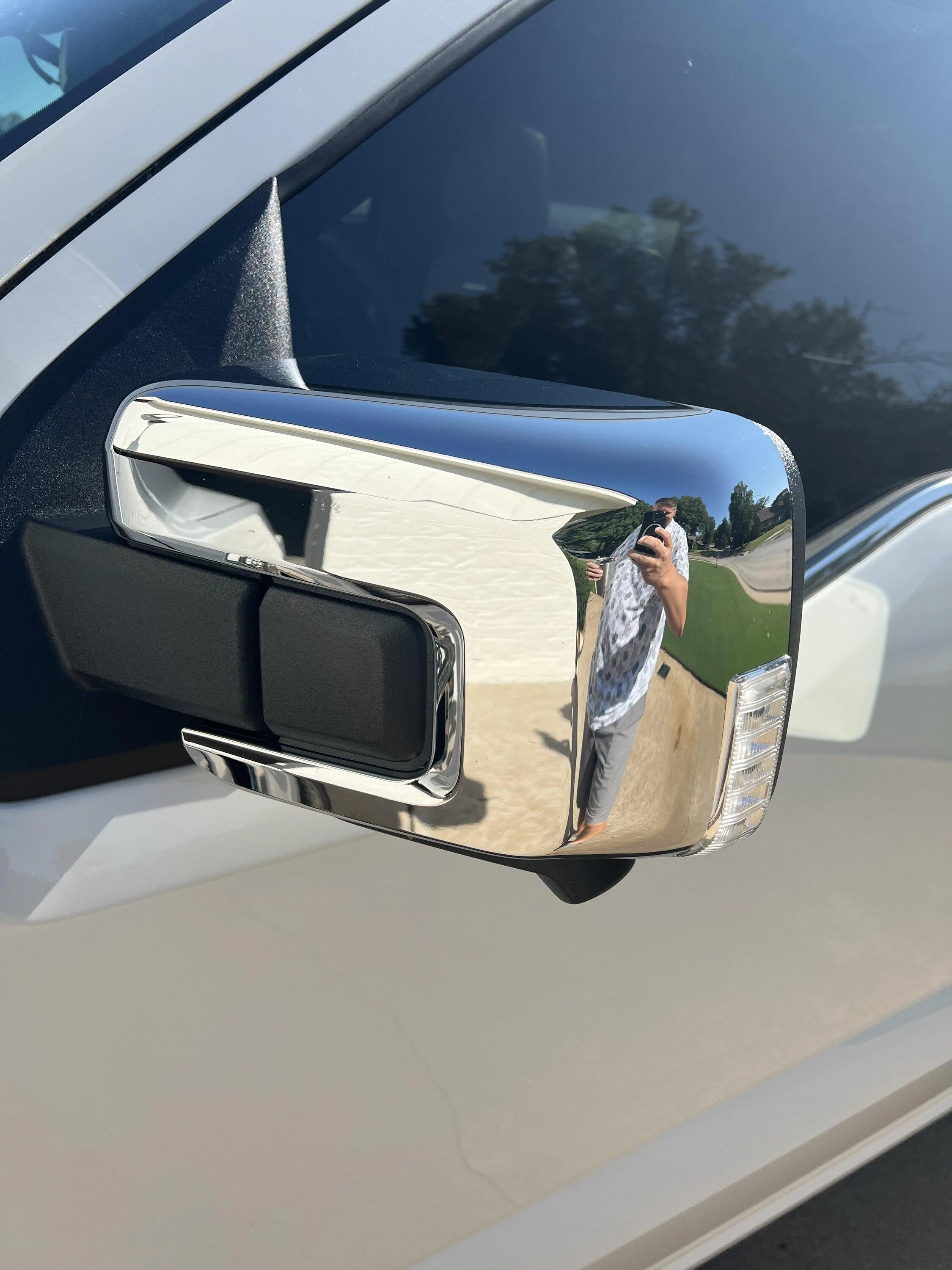 Ford F-150 2023 Platinum Emblems Chrome or Polished? IMG_4943