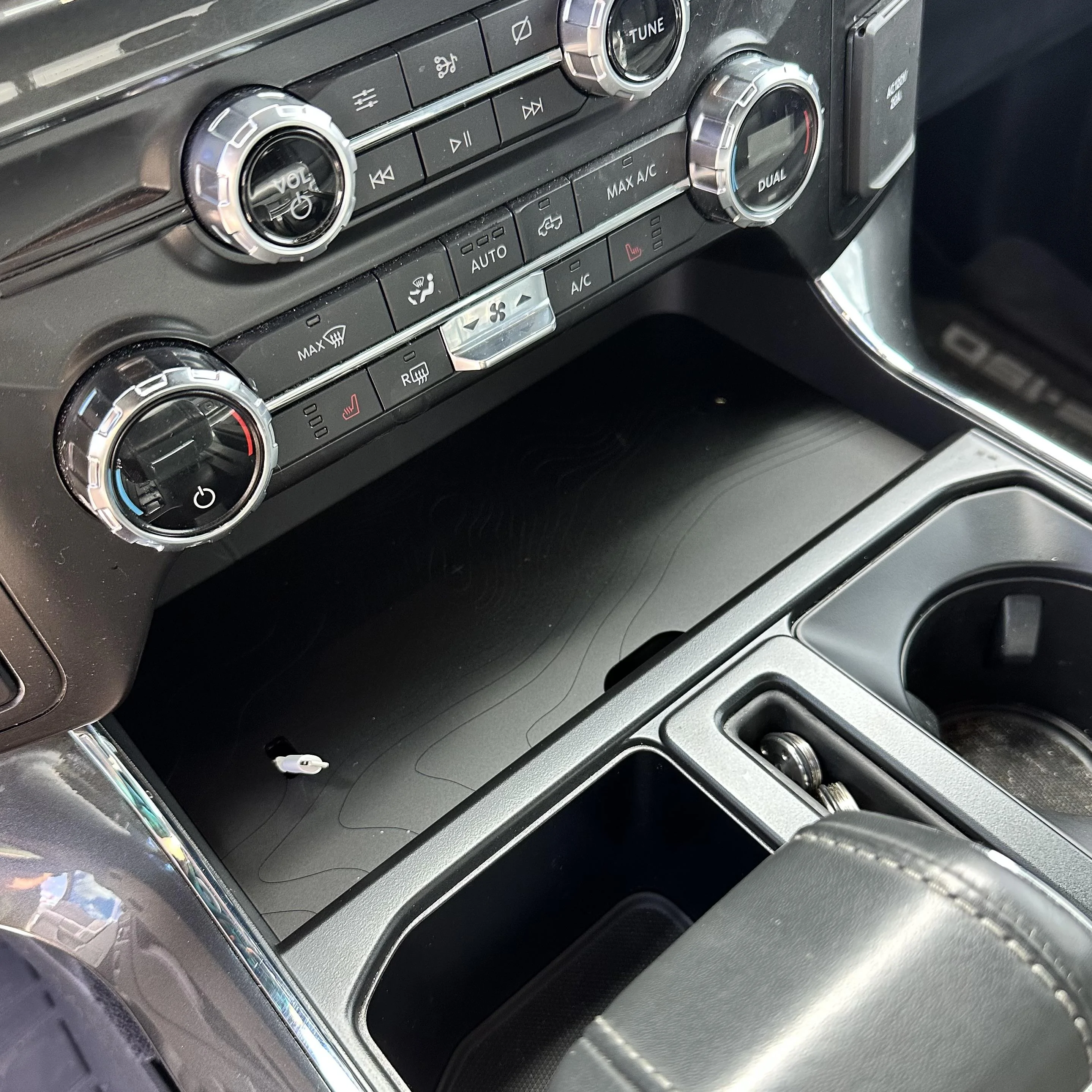 Ford F-150 Cubby hole shelf IMG_4989