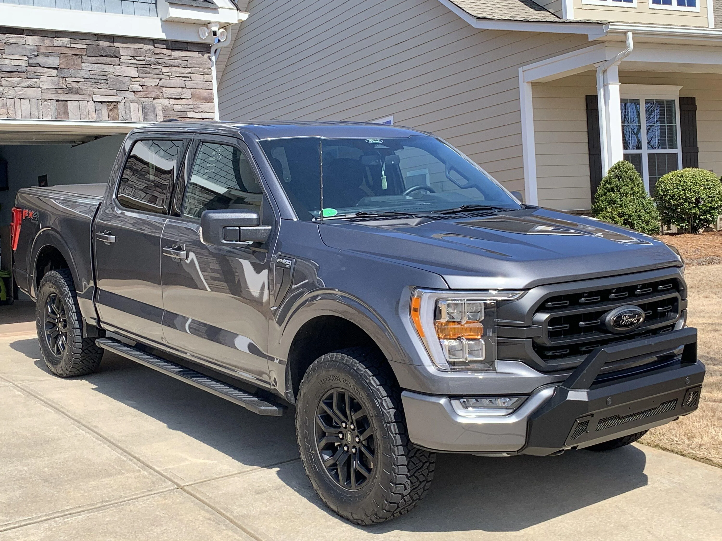 Ford F-150 CARBONIZED GRAY F-150 (2021+) Club IMG_5239