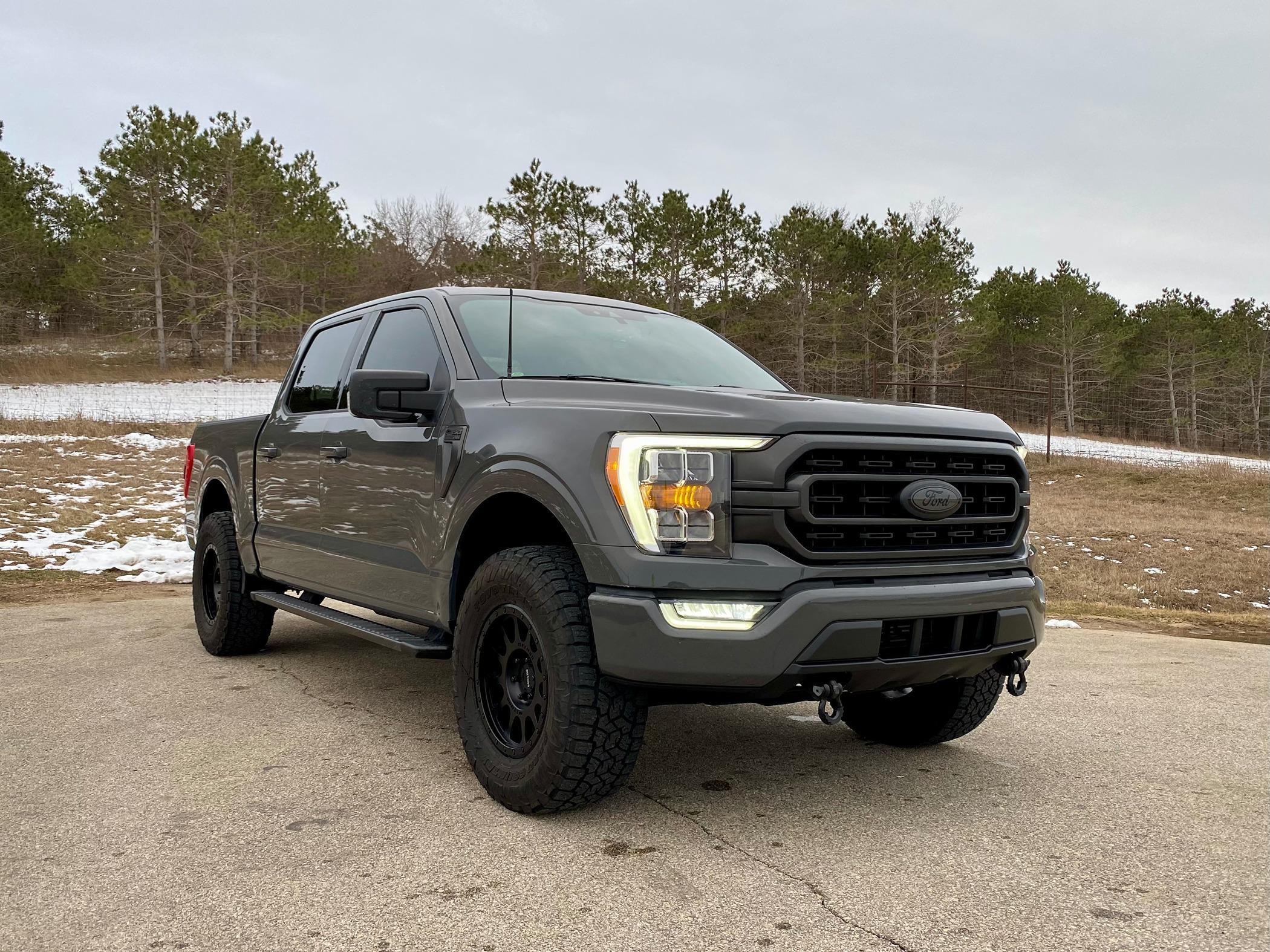 Ford F-150 XLT Sport 302a EcoBoost Looking Pretty Nifty IMG_5471